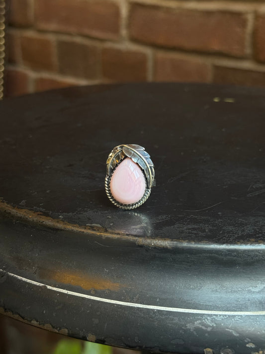 Pink Conch Leaf Ring | 925 Sterling Silver | Size 9 C248