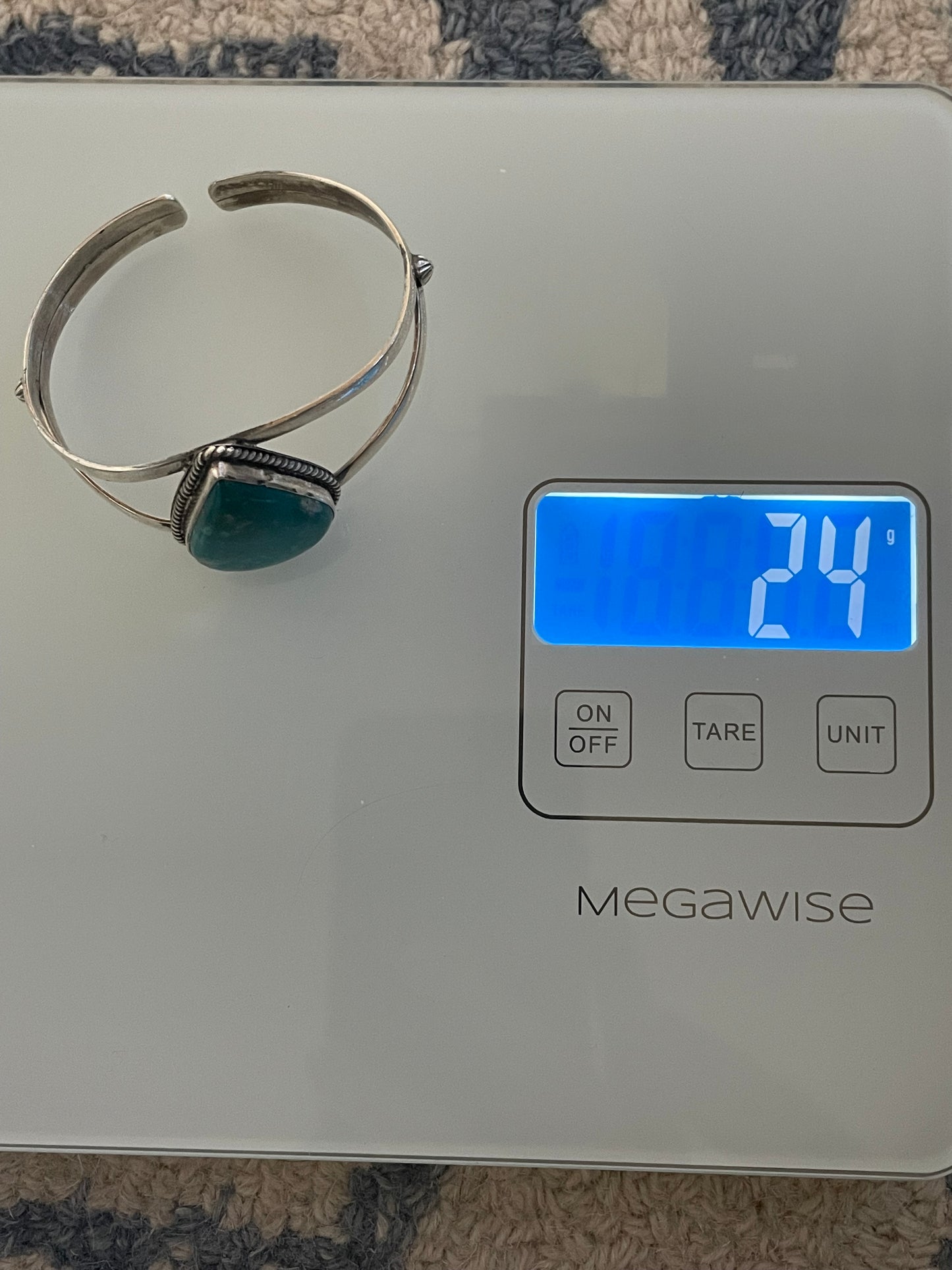 Kingman Turquoise Teardrop Cuff Bracelet | 925 Sterling Silver C901