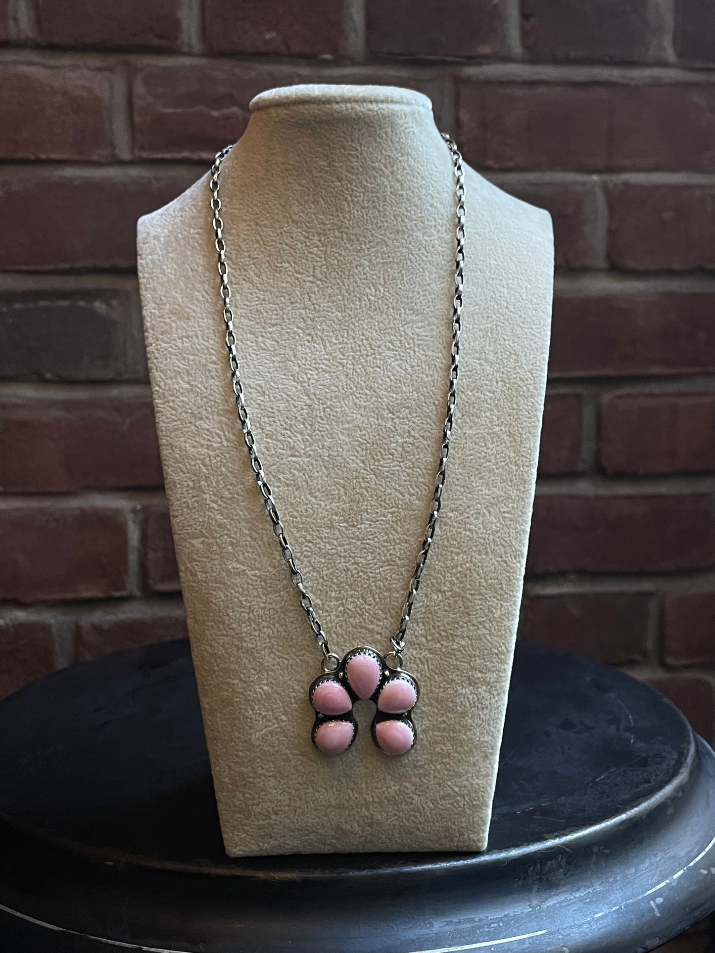 Pink Conch Naja Necklace | 925 Sterling Silver E343
