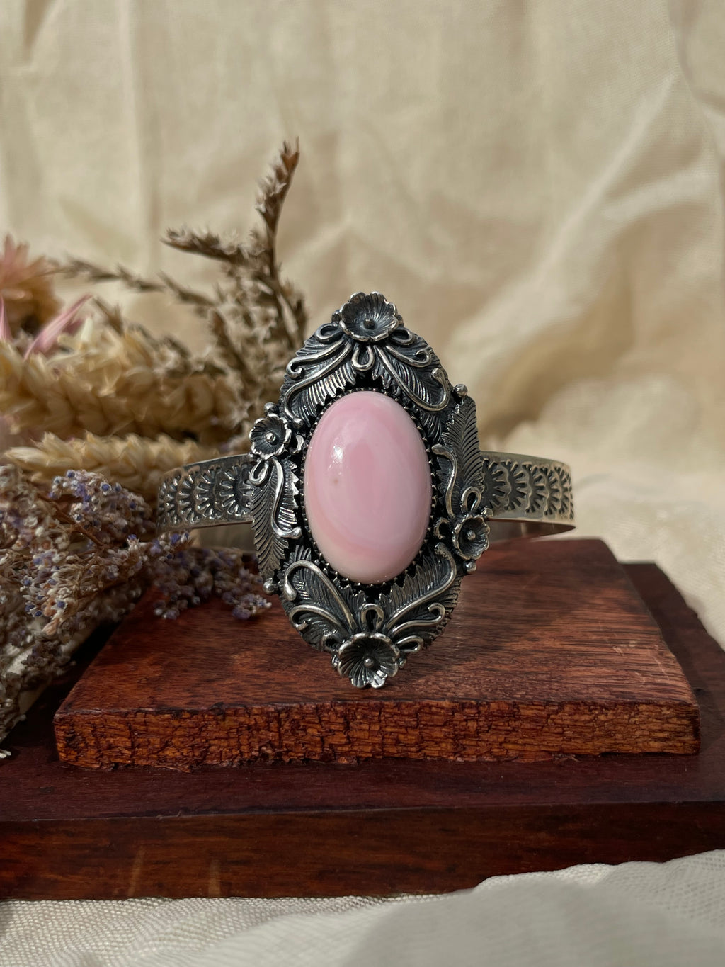 Pink Conch Floral Cuff Bracelet | 925 Sterling Silver D285