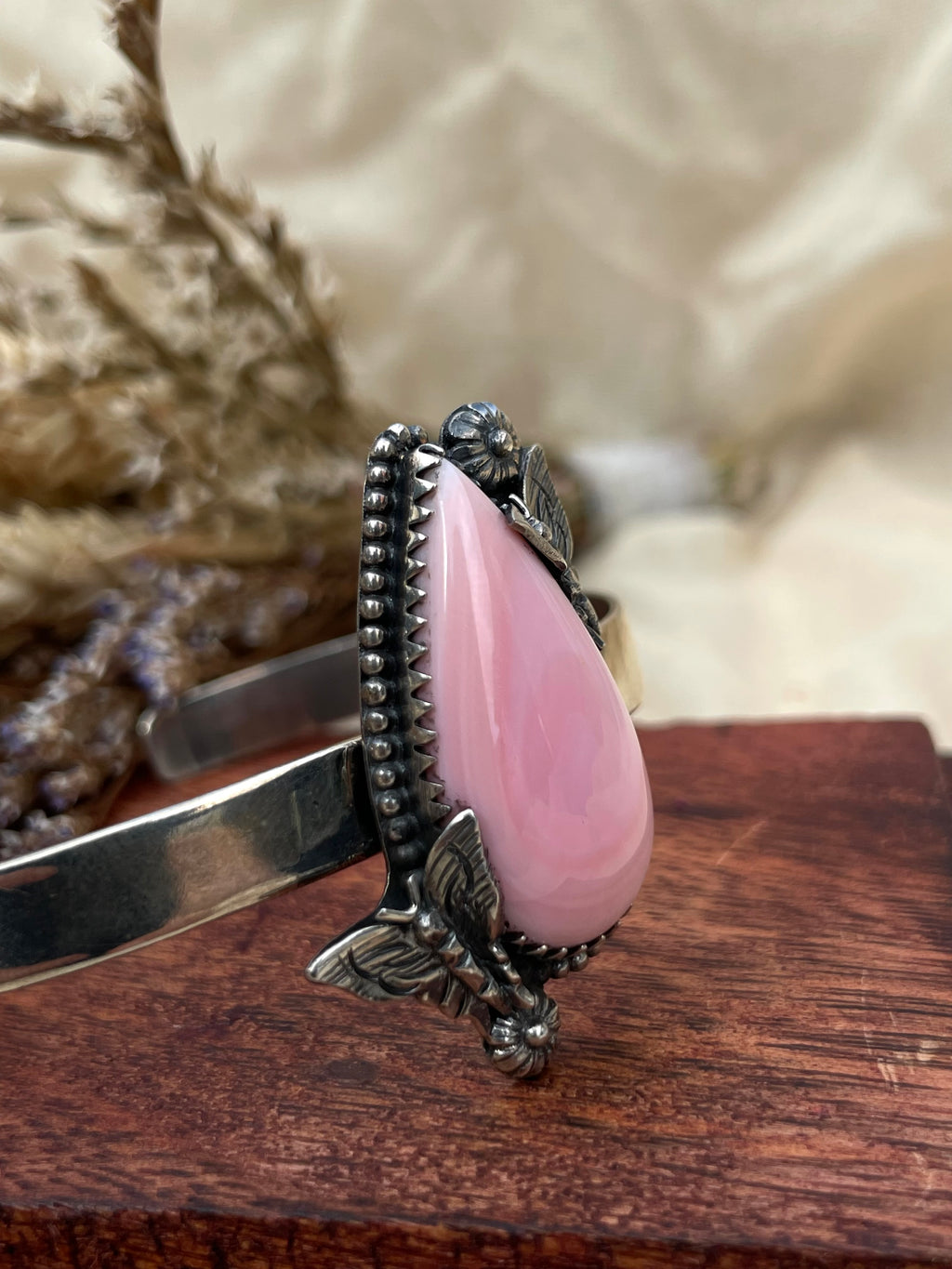 Pink Conch Butterfly Cuff Bracelet | 925 Sterling Silver D280