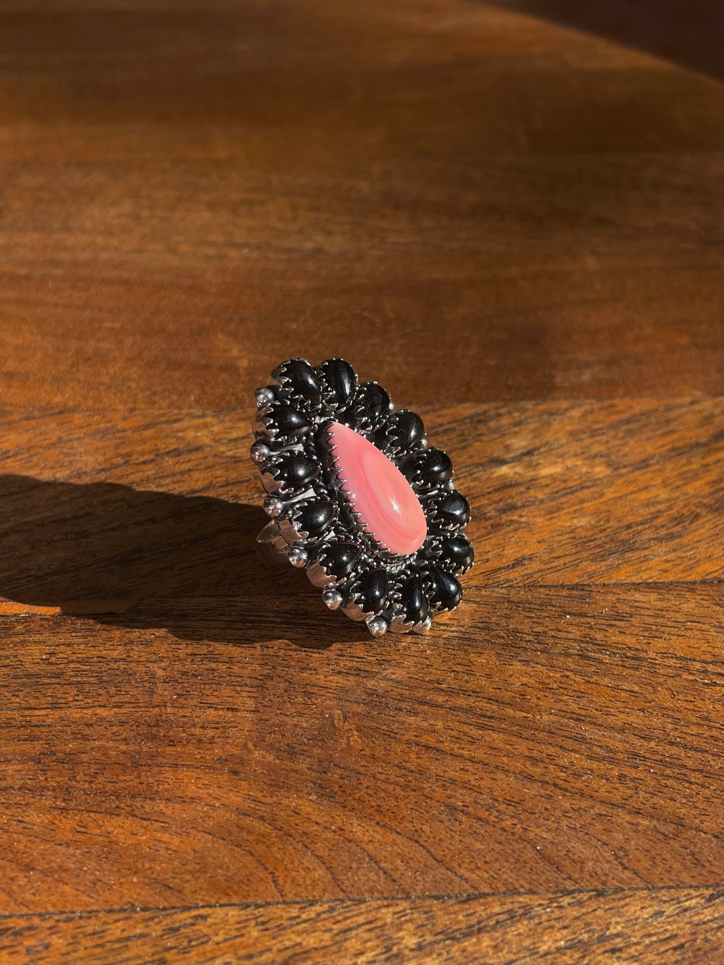 Pink Conch & Black Onyx Ring | Sterling Silver 925 | Size 7 C801