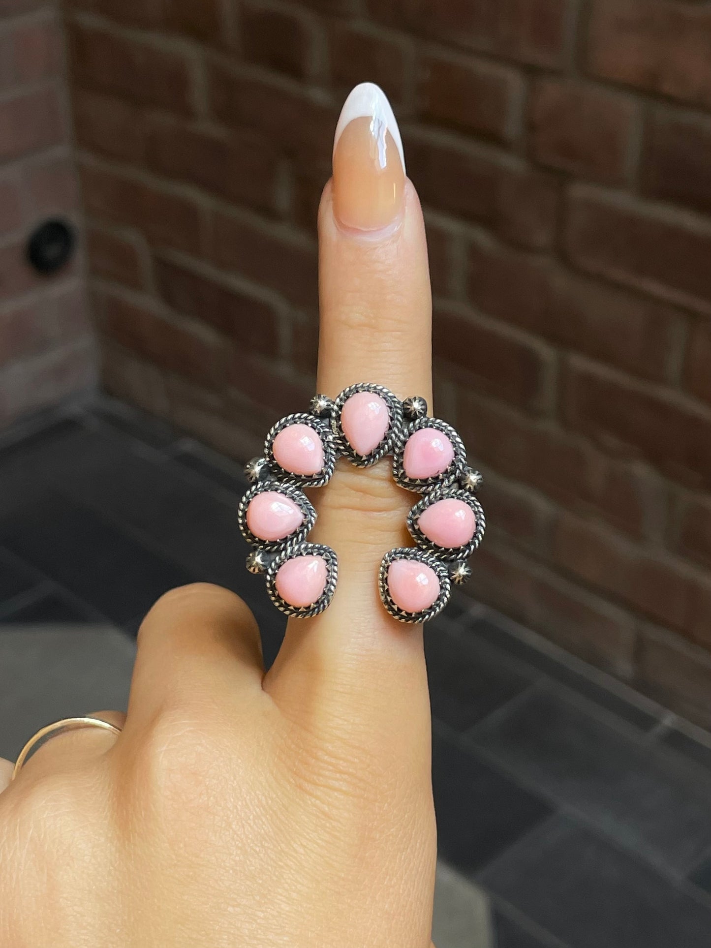Pink Conch Naja Ring Size 8 | Sterling Silver E923