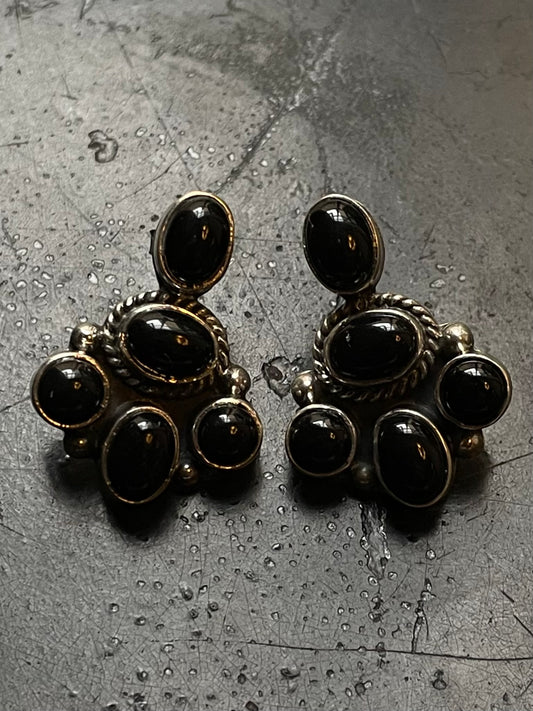 Black Onyx Stud Earrings | Sterling Silver G335