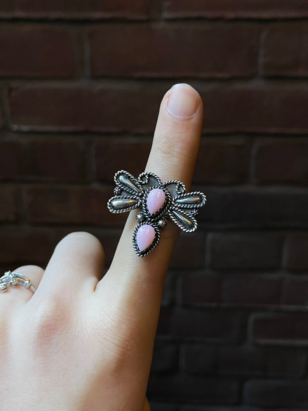 Pink Conch Dragonfly Ring | Sterling Silver | Size 8 | A049