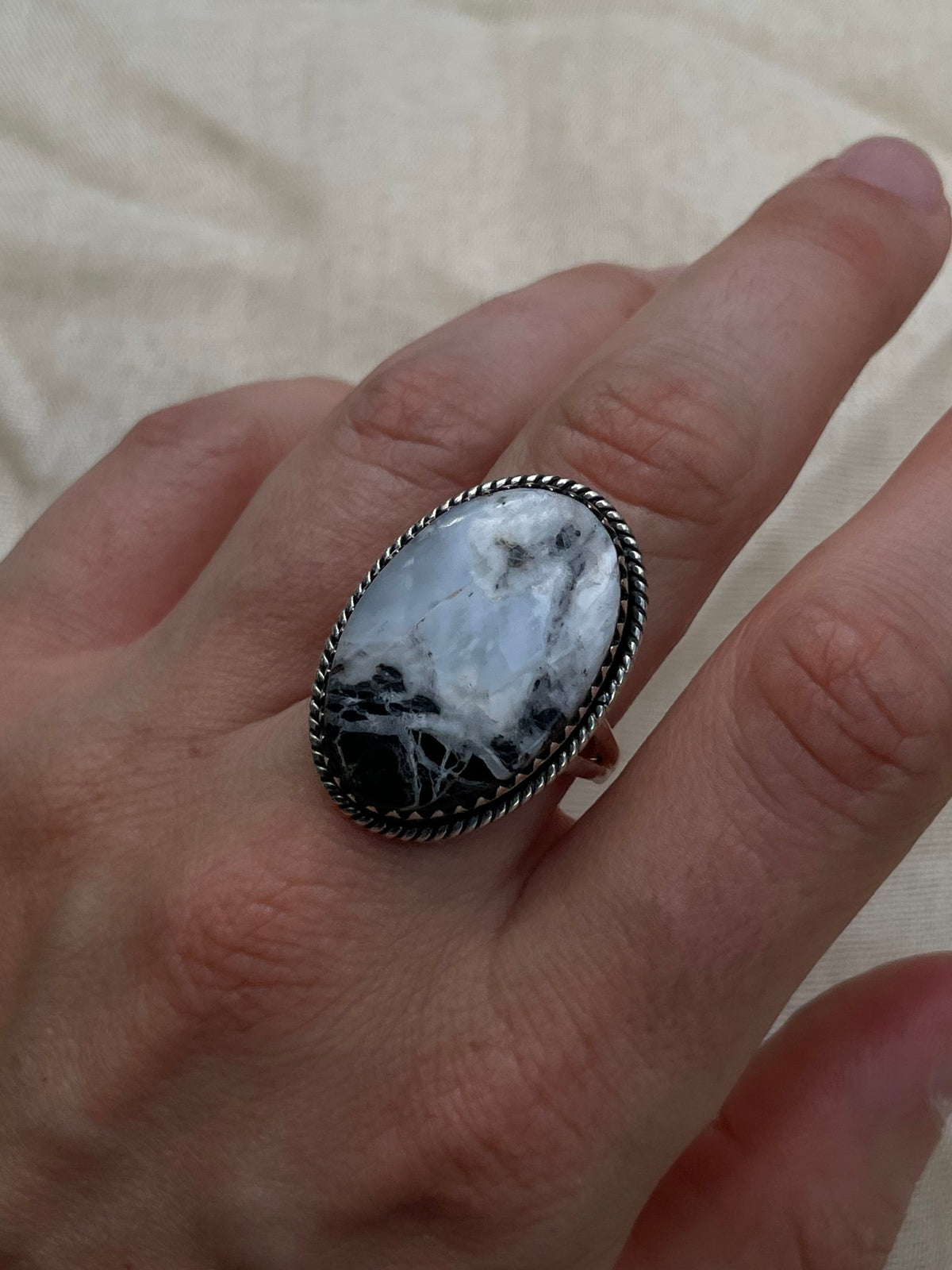 White Buffalo Ring Size 10 | 925 Sterling Silver C427