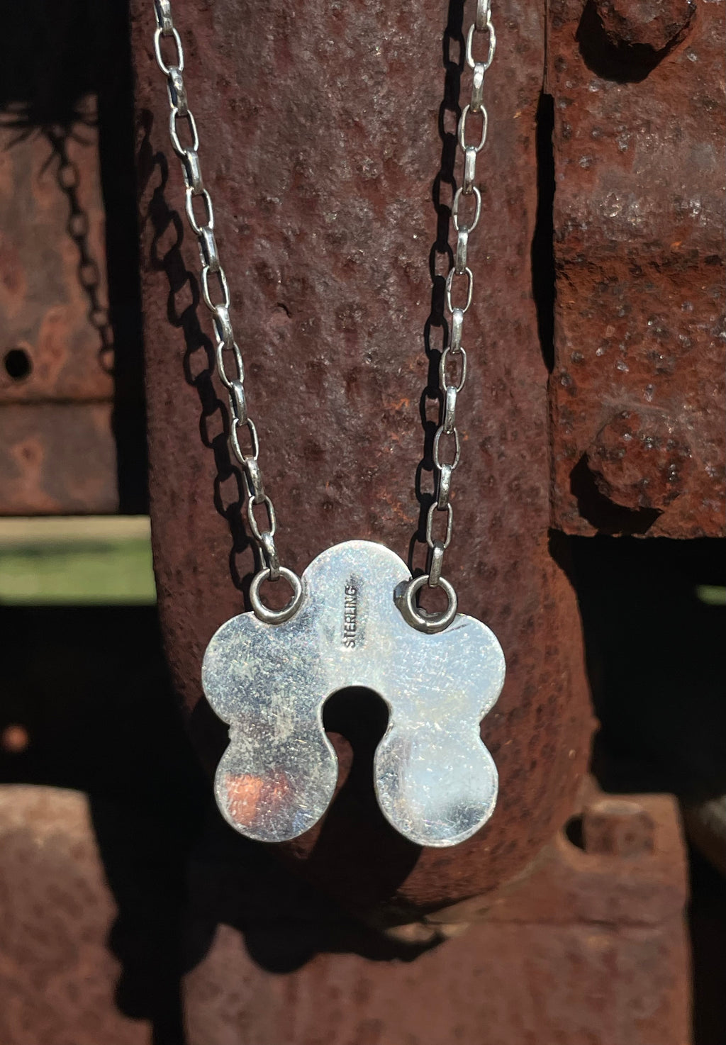 Pink Conch Naja Necklace | Petite Cluster Drop | 925 Silver E578