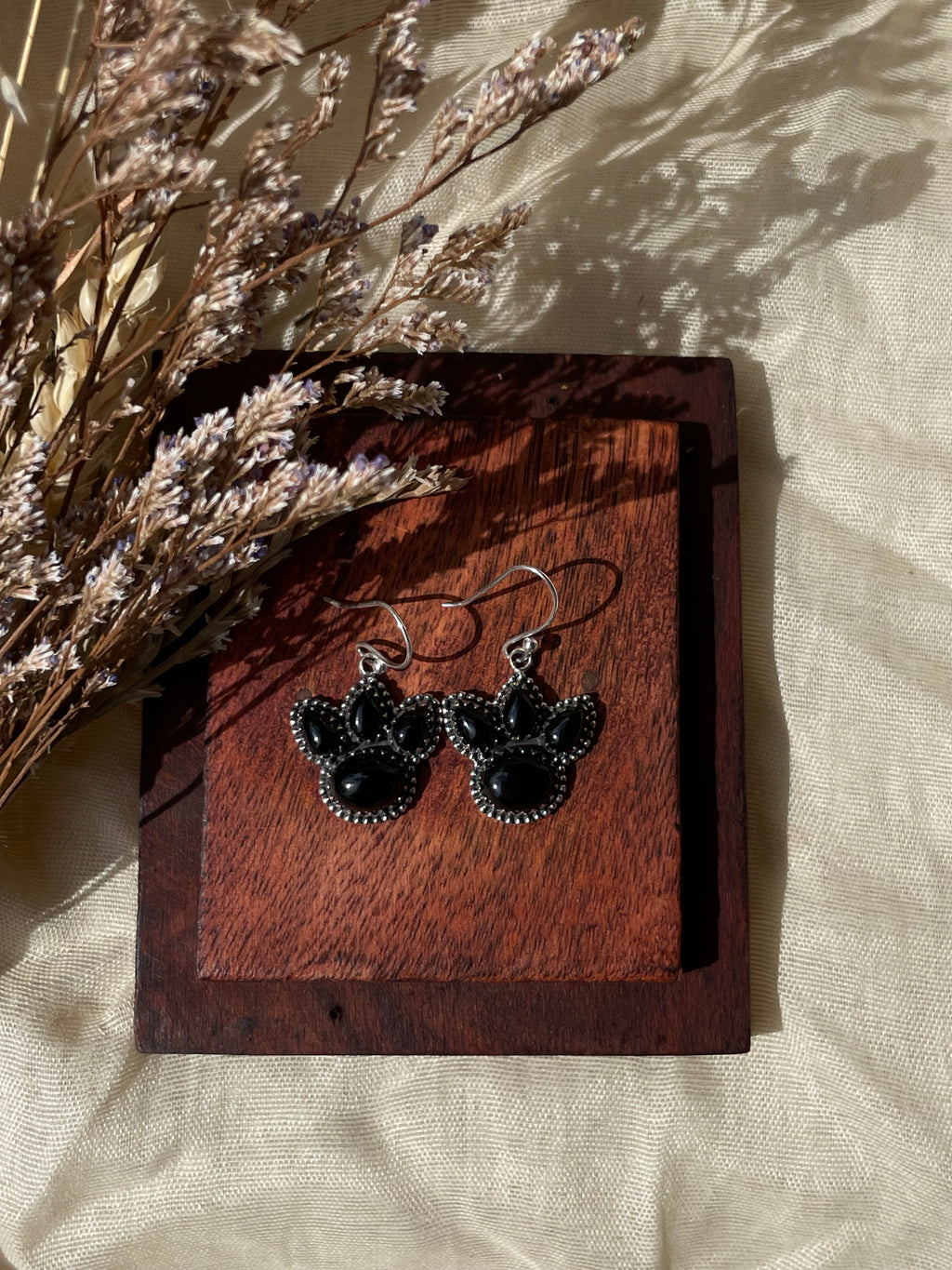 Black Onyx Paw Earrings | 925 Sterling Silver Hook E399