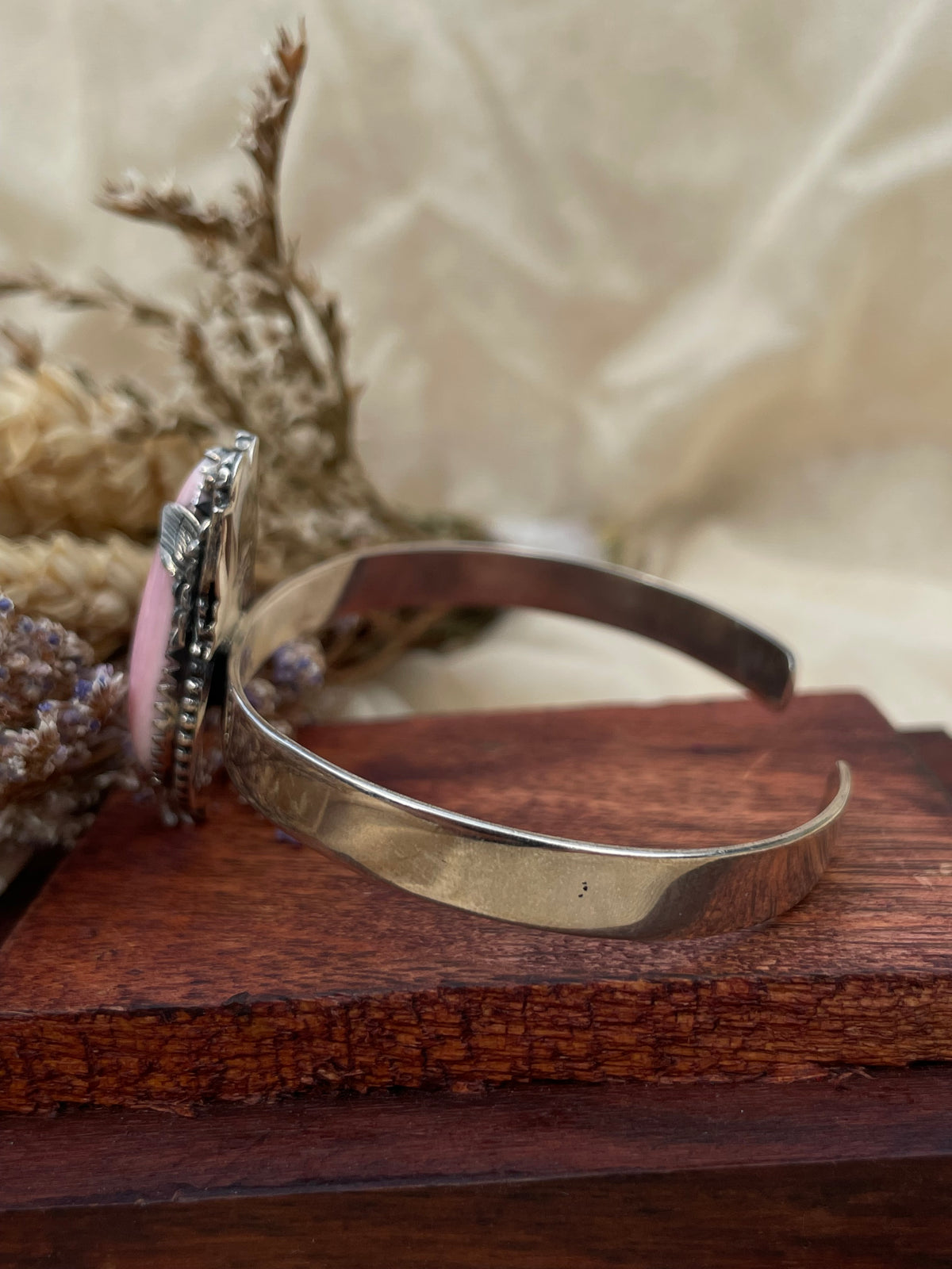 Pink Conch Butterfly Cuff Bracelet | 925 Sterling Silver D280