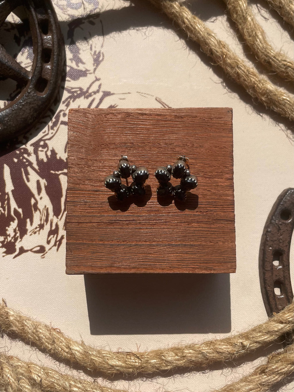 Black Onyx Cluster Stud Earrings | 925 Sterling Silver G720