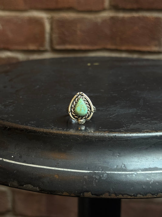 Turquoise Tear Drop Ring | 925 Sterling Silver | Size 8.5 C206