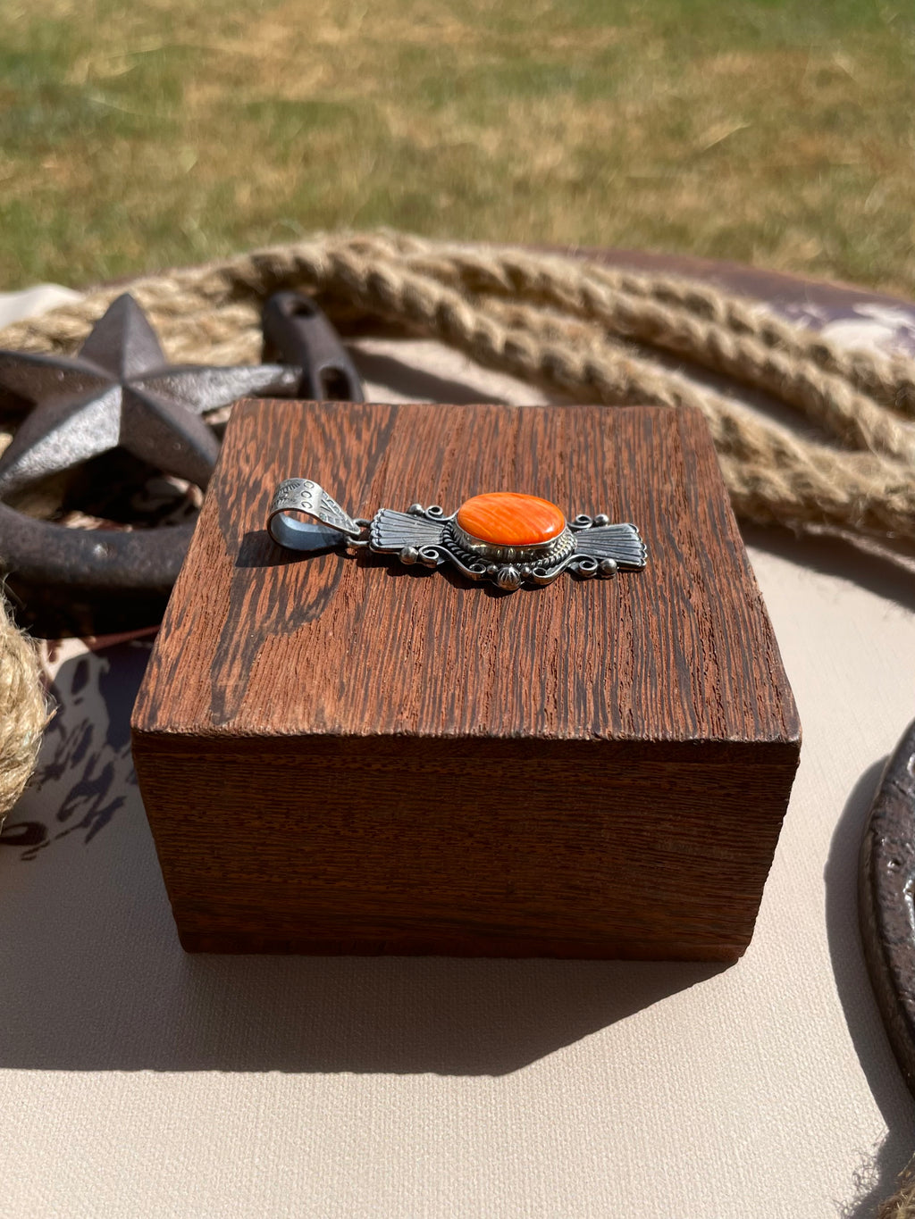 Spiny Oyster Pendant | 925 Sterling Silver G691