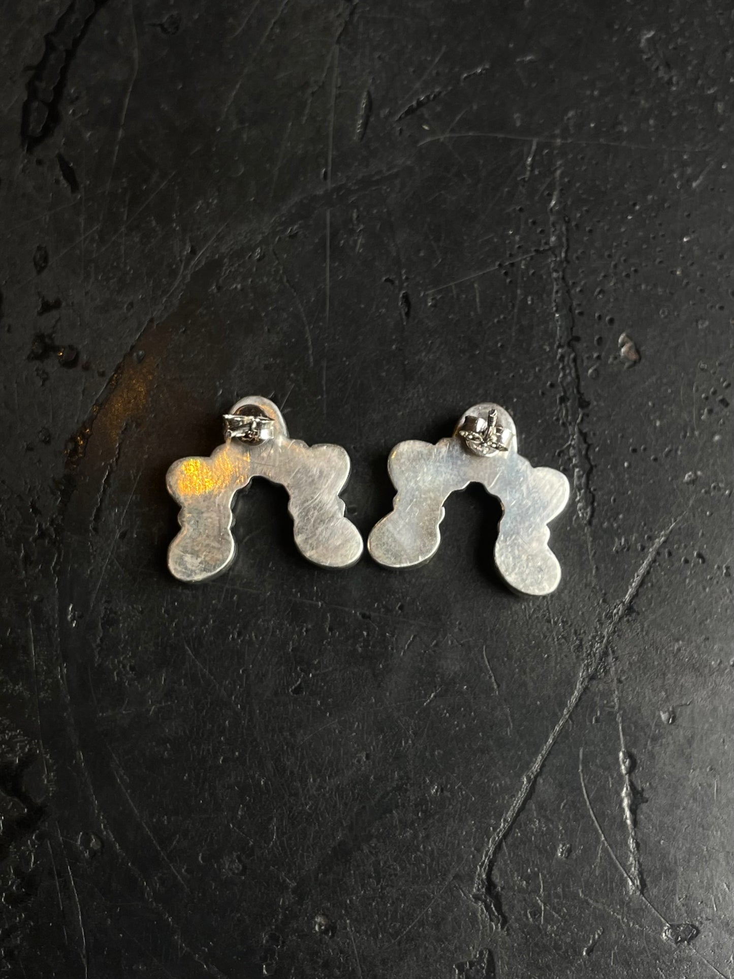 Spiny Oyster Naja Stud Earrings | Sterling Silver E645