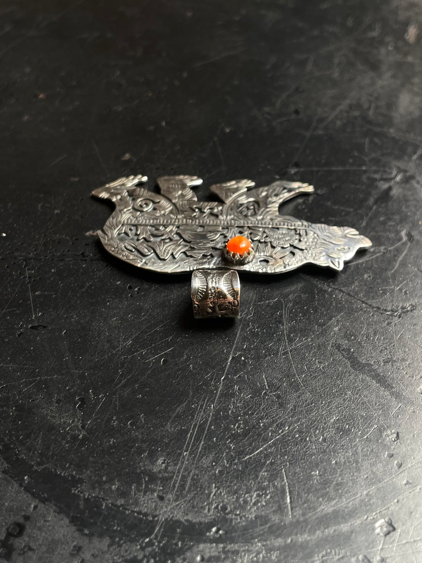 Spiny Oyster Bear Pendant | 925 Sterling Silver E223