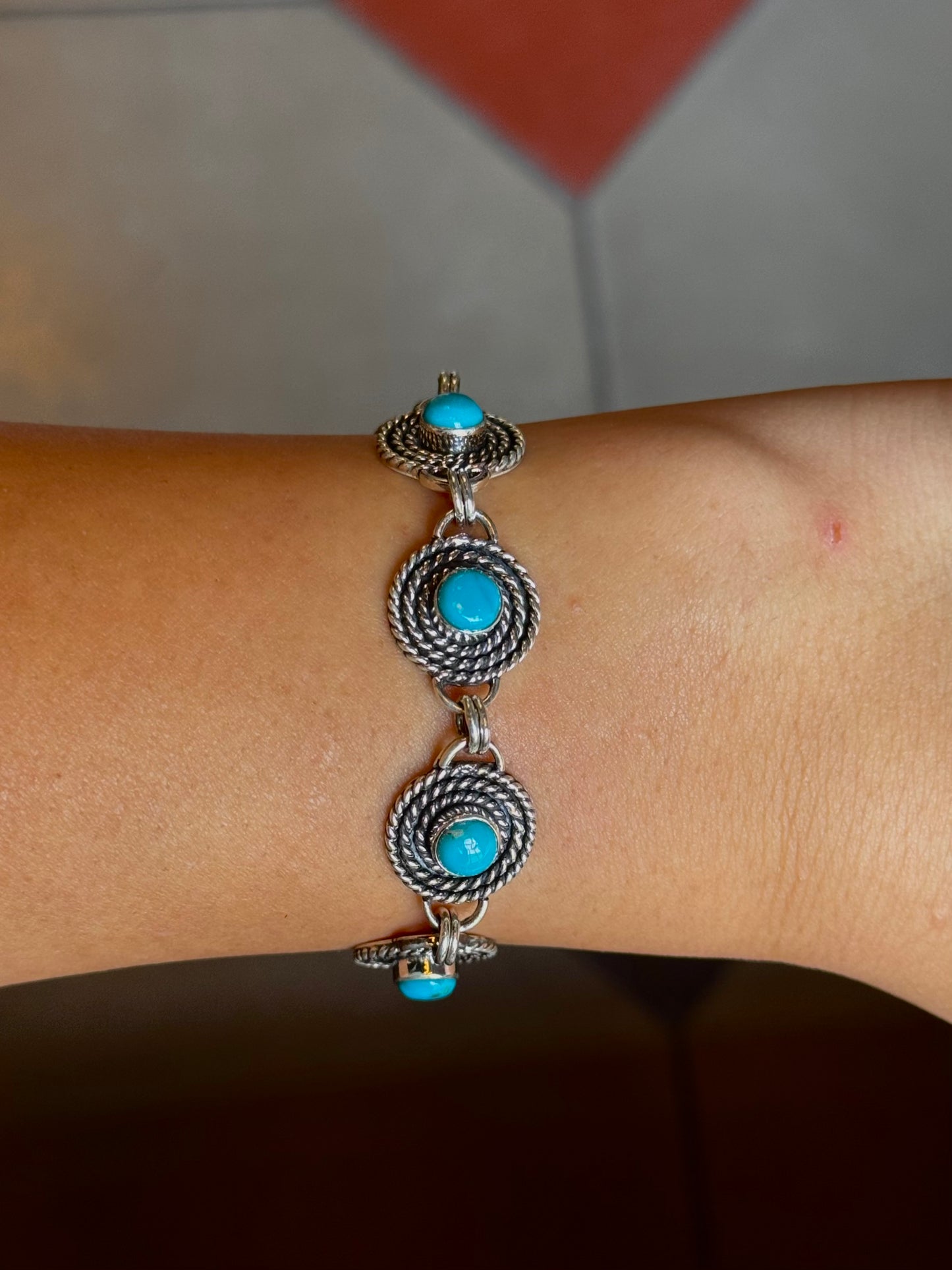 Kingman Turquoise Circle Bracelet | Sterling Silver | A868