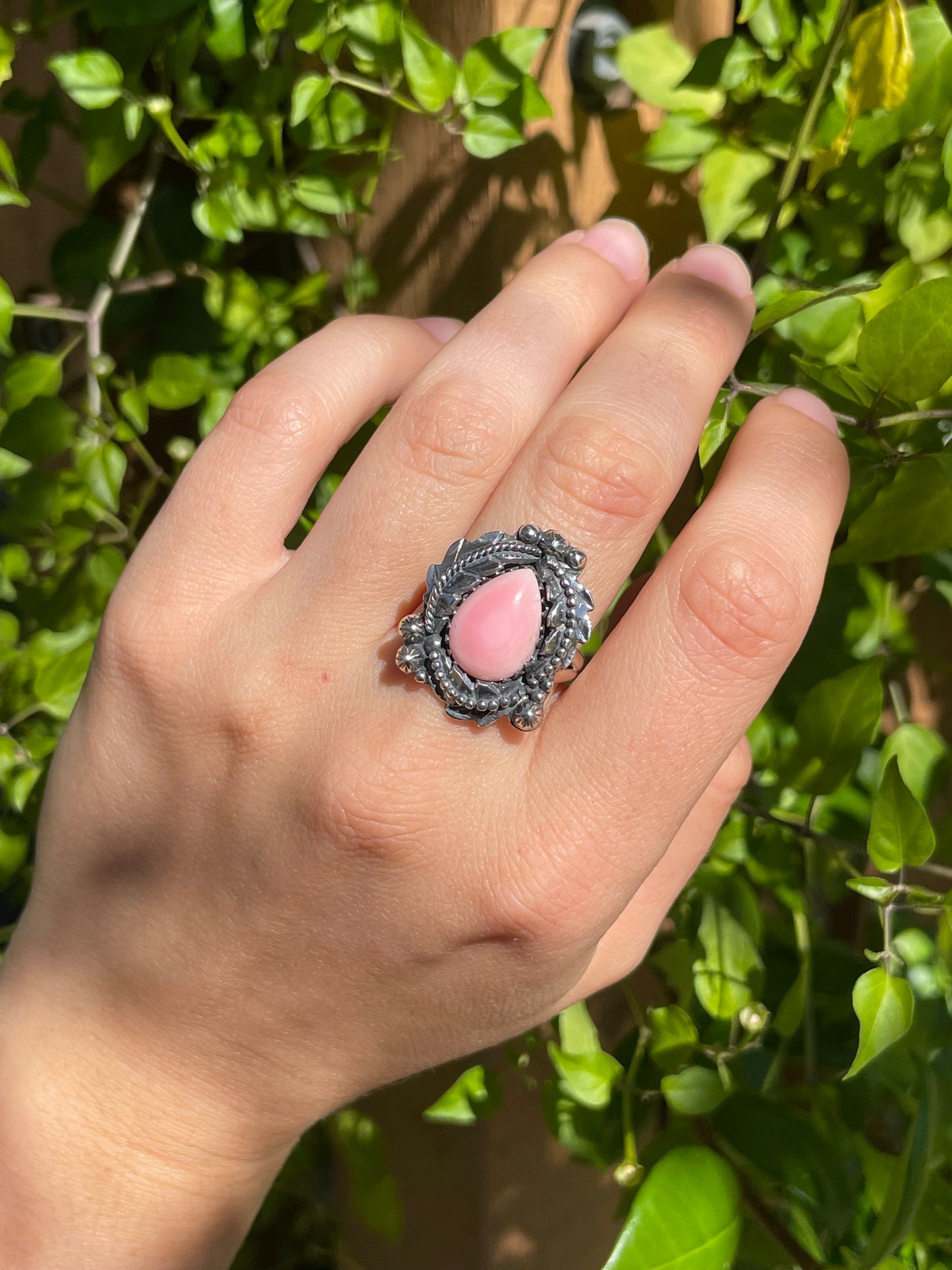 Pink Conch Leaf Ring | 925 Sterling Silver | Size 8 B282
