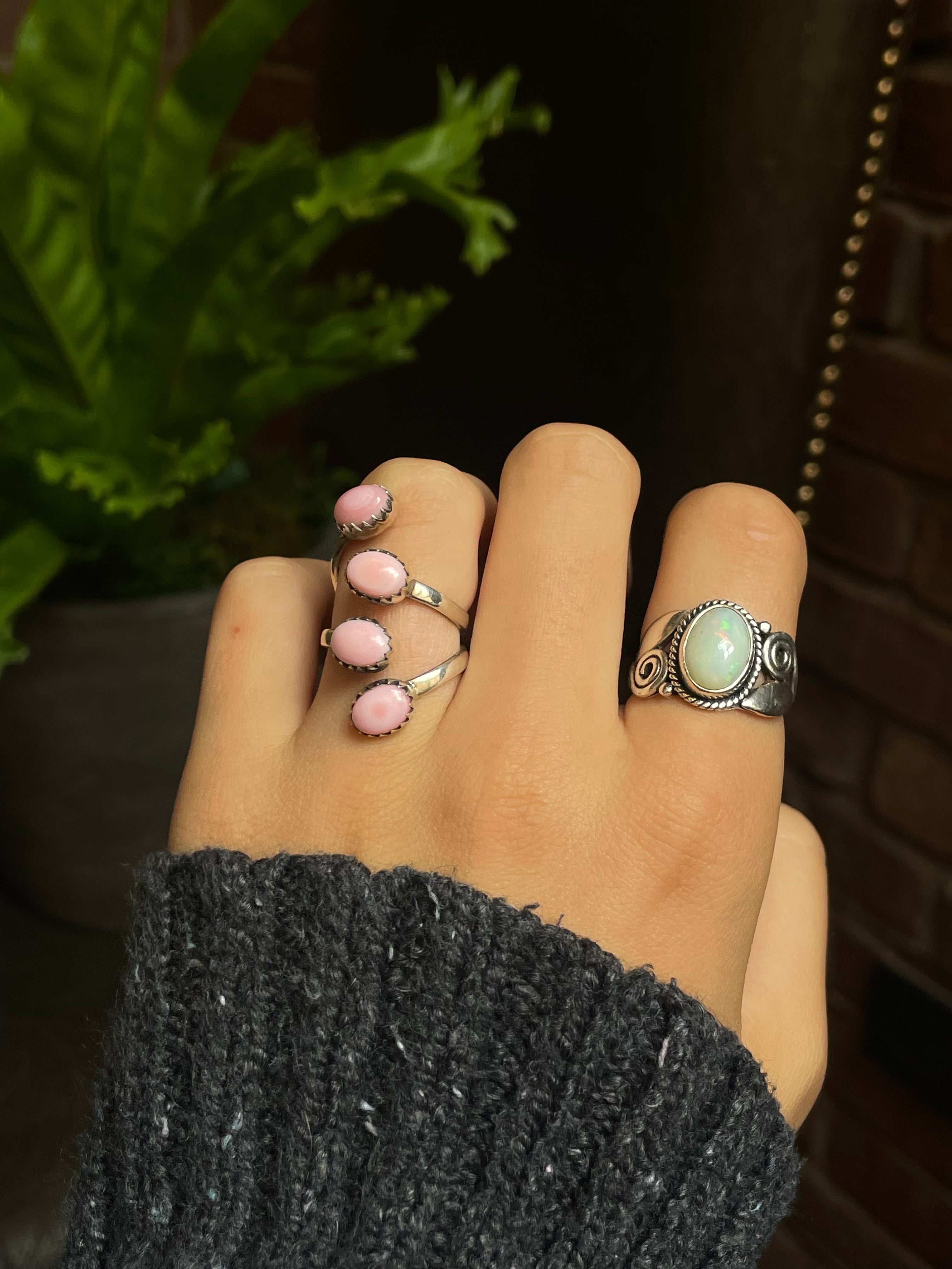 Pink Conch Bypass Ring Size 7 | 925 Sterling Silver G151