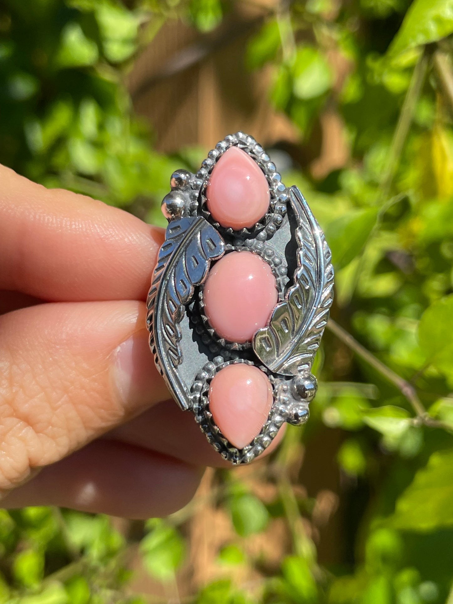 Pink Conch Triple Stone Leaf Ring | 925 Sterling Silver | Size 7 B287