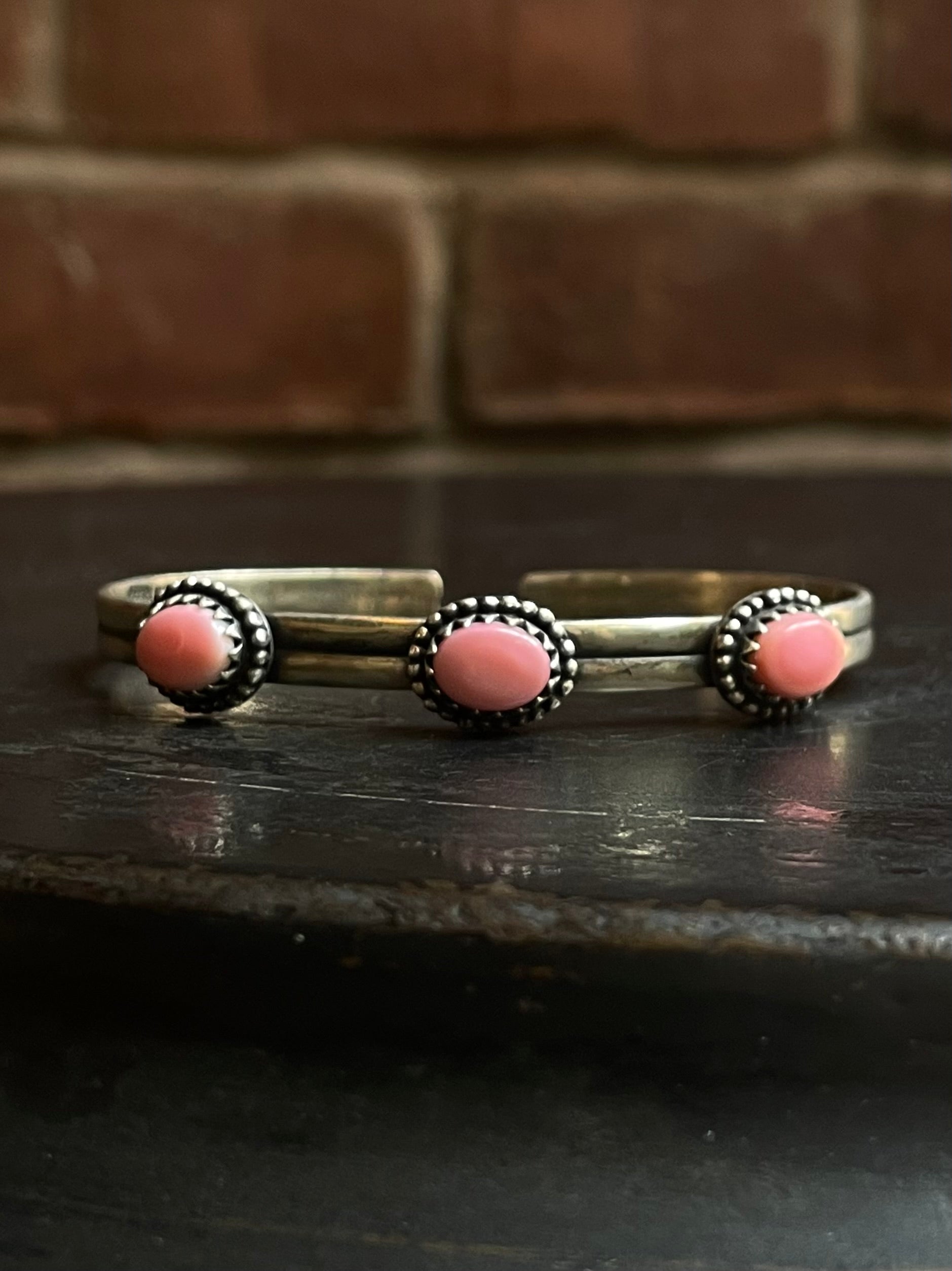 Pink Conch Cuff Bracelet | Three Stone Sterling Silver E683