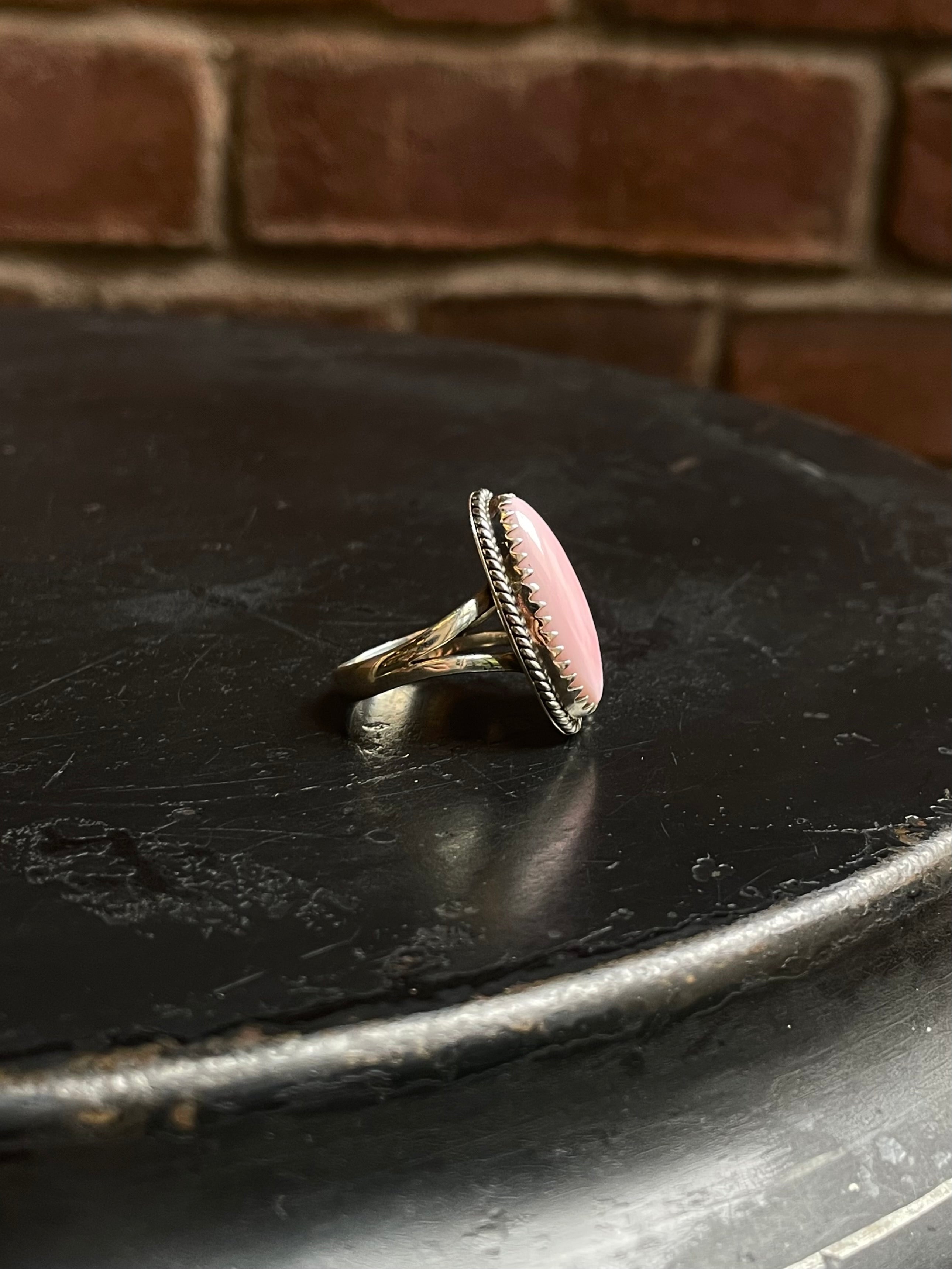 Pink Conch Oval Ring Size 9 | 925 Sterling Silver C938