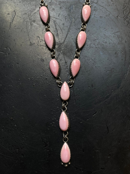 Pink Conch Tear Drop Necklace | 925 Sterling Silver E978