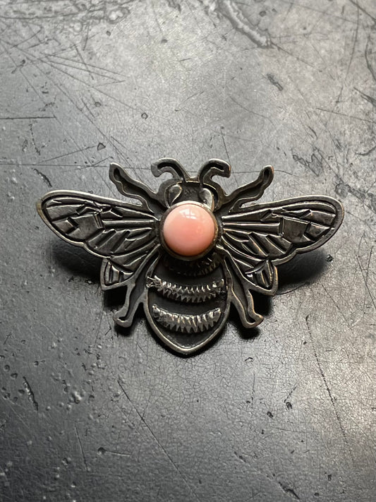 Pink Conch Bee Brooch Pendant | 925 Sterling Silver E962