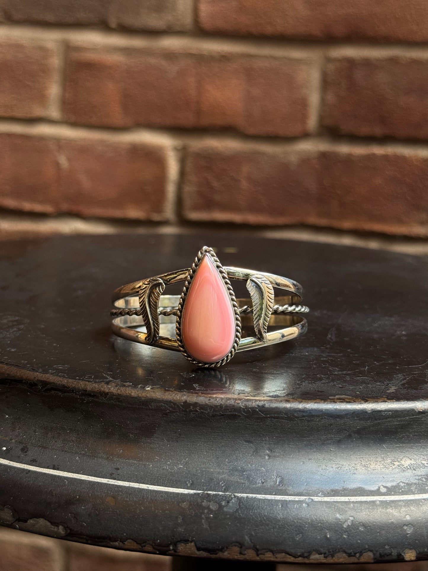 Pink Conch Tear Drop Cuff | Sterling Silver | C107