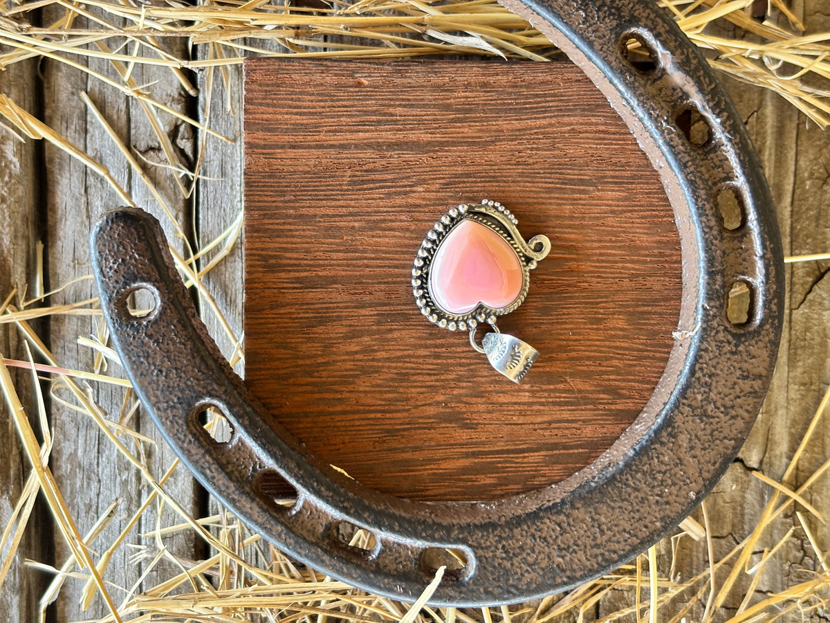 Pink Conch Heart Pendant | 925 Sterling Silver Z27