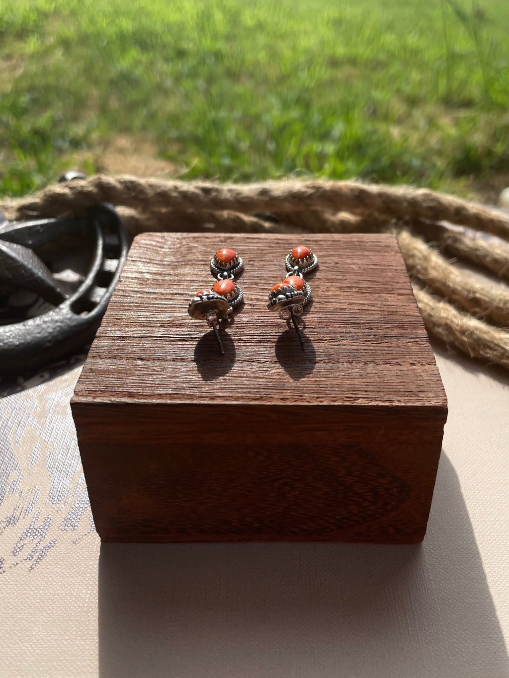 Spiny Oyster Triple Drop Stud Earrings | 925 Sterling Silver G719