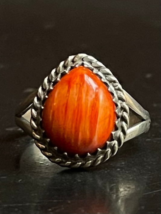 Spiny Oyster Ring Size 7 | 925 Sterling Silver G226