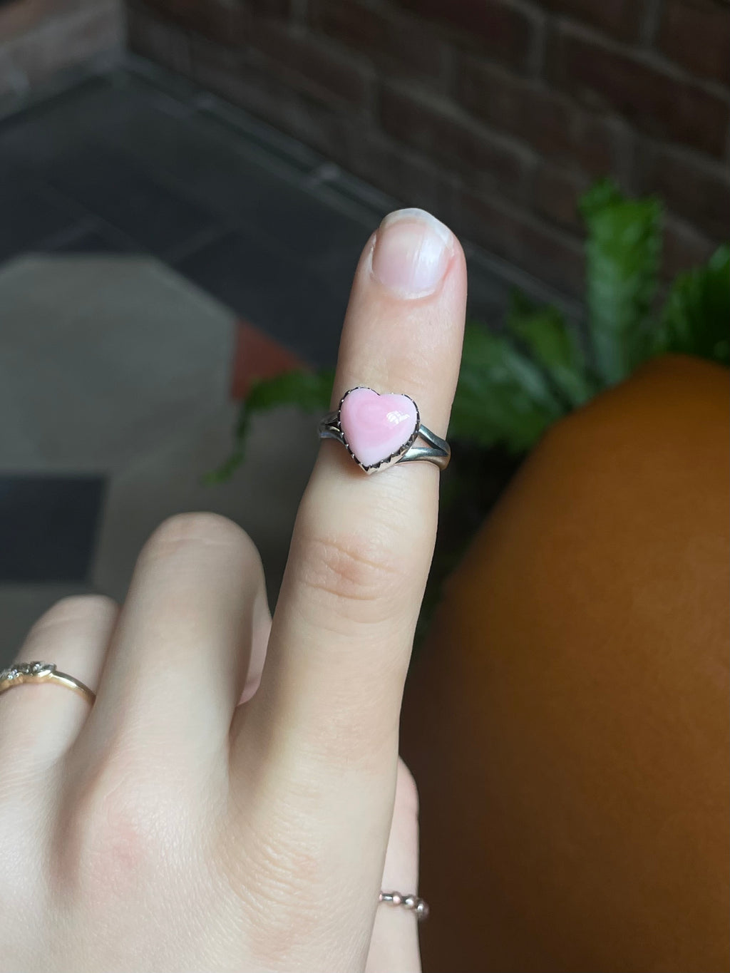 Pink Conch Heart Ring | Sterling Silver | Size 6 | A309