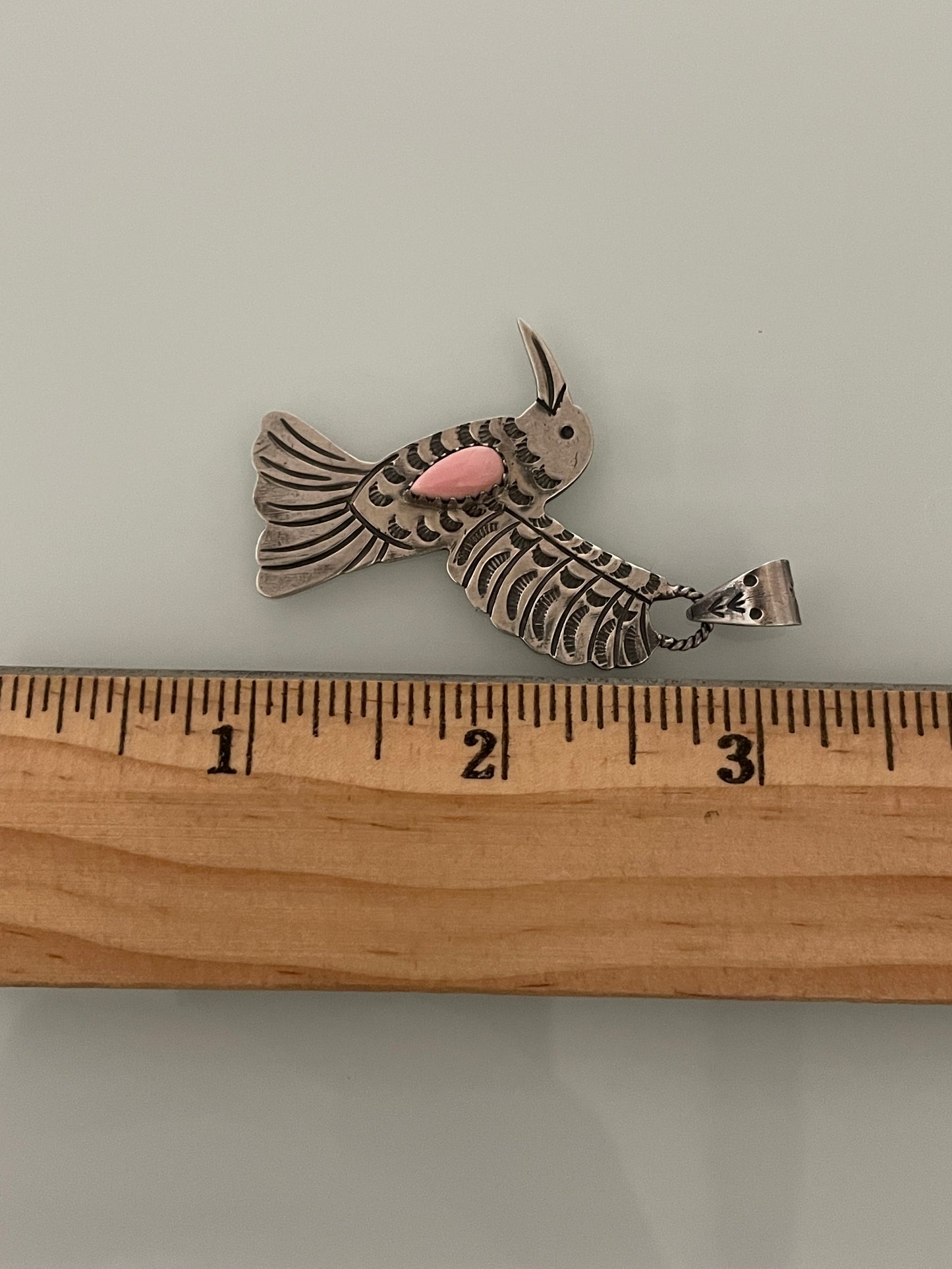 Pink Conch Hummingbird Pendant | 925 Sterling Silver C995