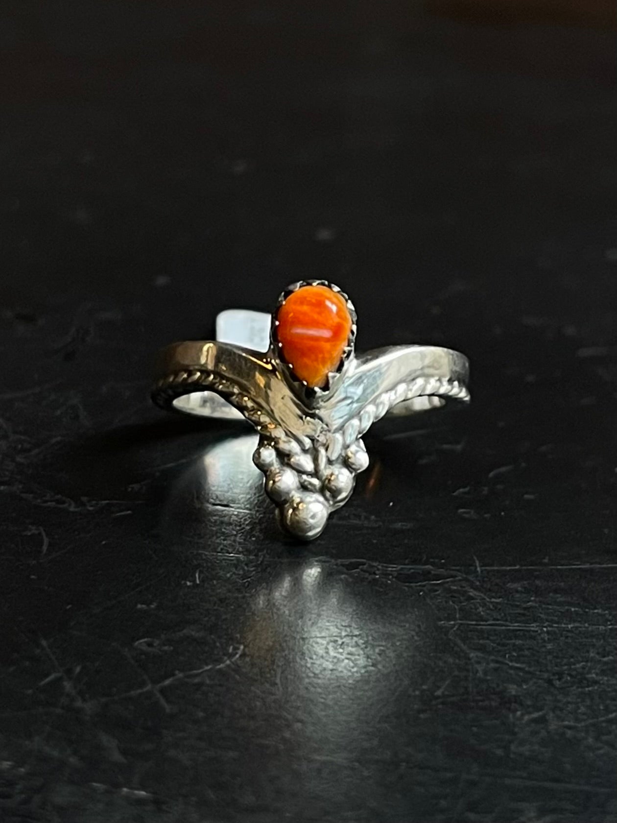 Spiny Oyster Tiara Ring | Sterling Silver | Size 9 | A731