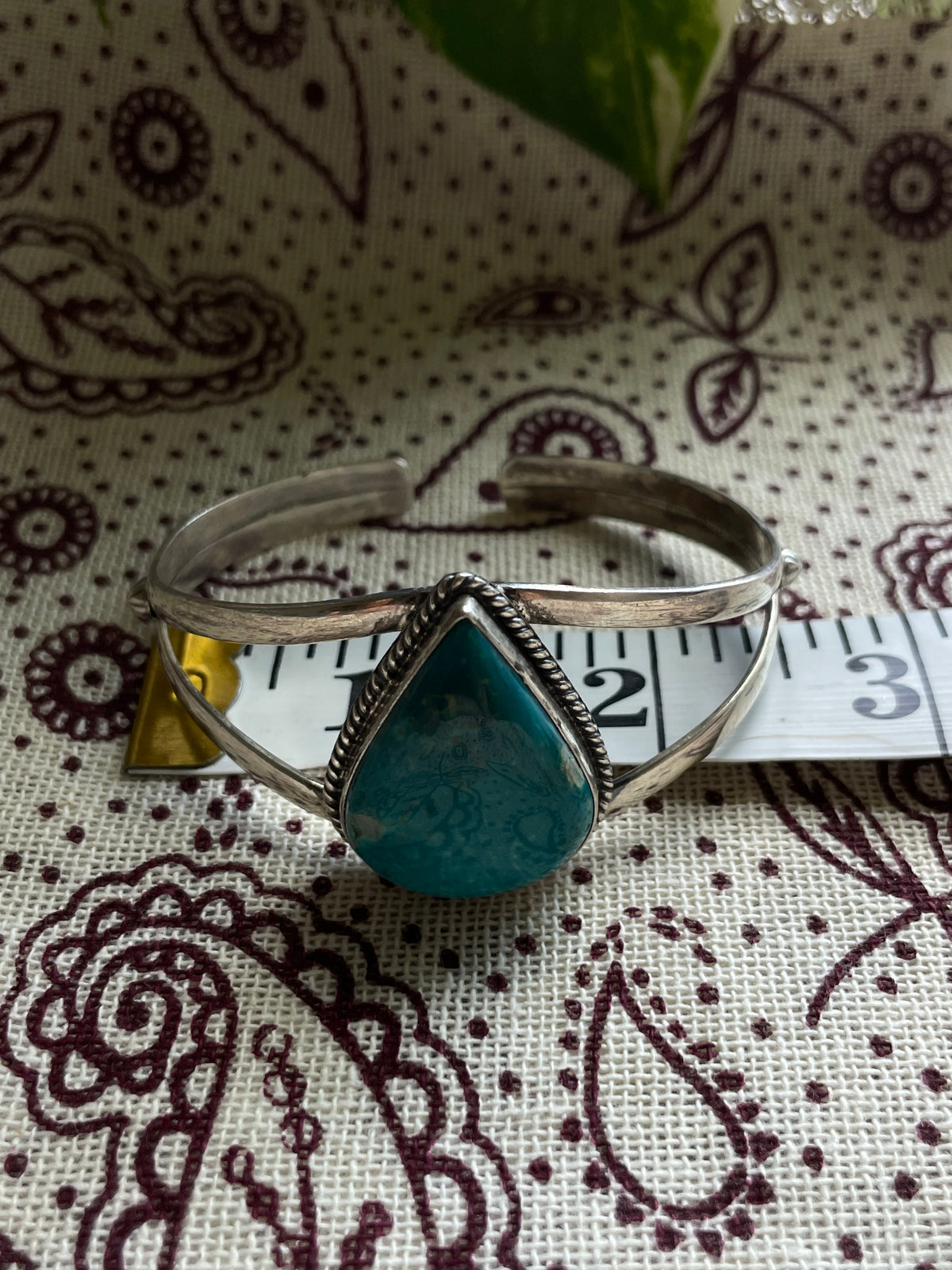 Turquoise Teardrop Cuff Bracelet | 925 Sterling Silver D281