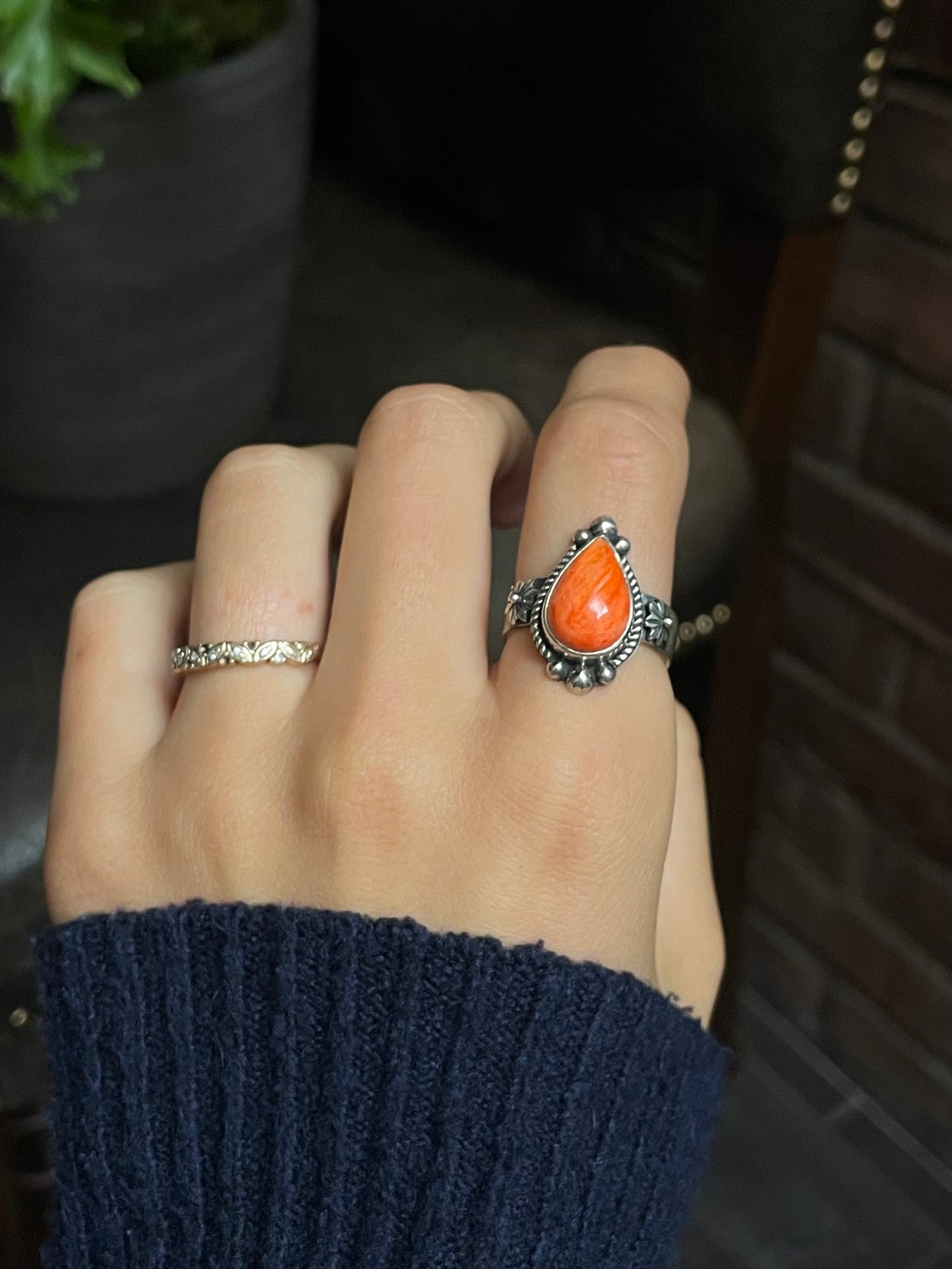 Spiny Oyster Tear Drop Ring Size 9 | 925 Sterling Silver G228