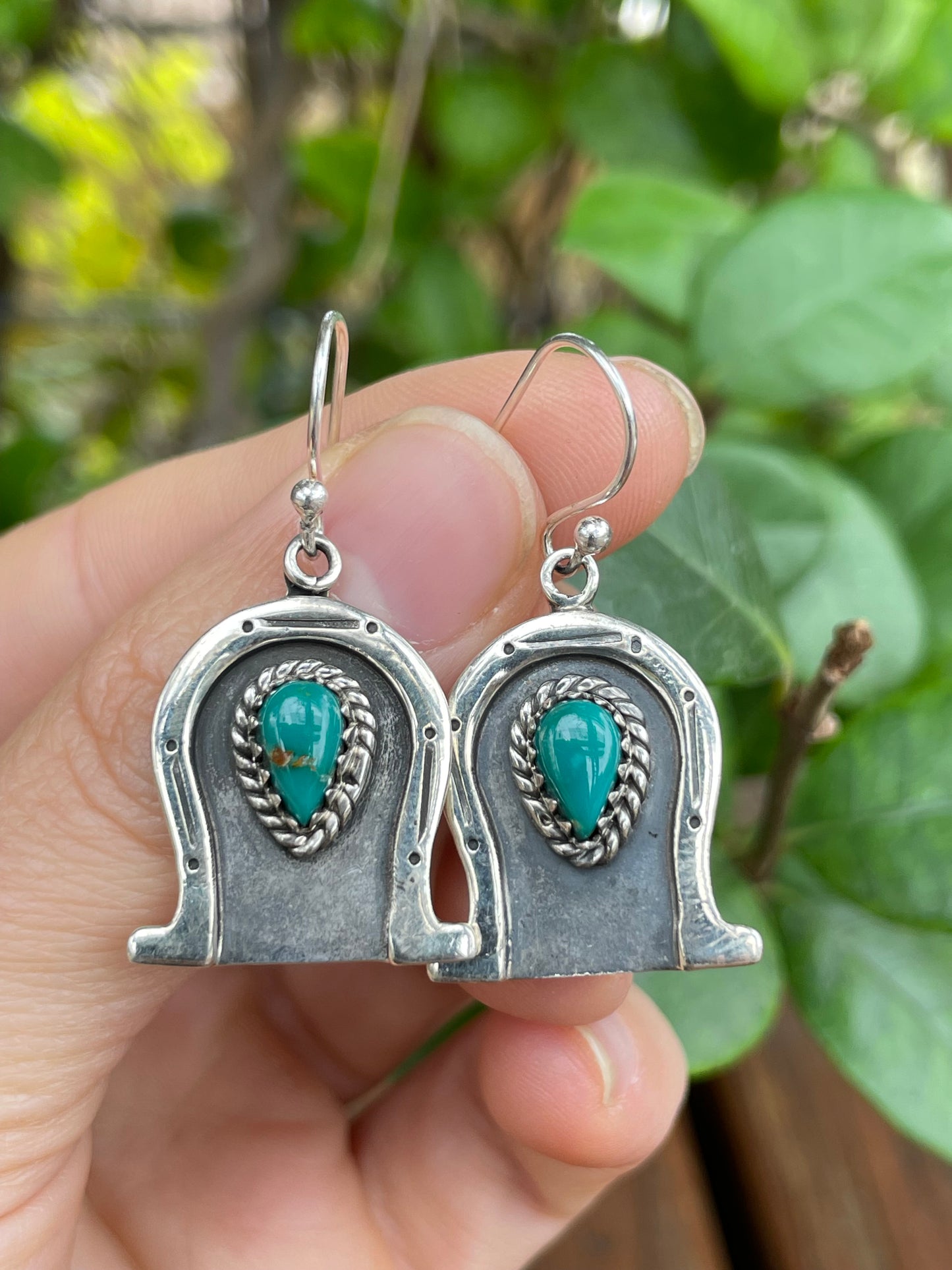 Kingman Turquoise Dangle Earrings | 925 Sterling Silver B976