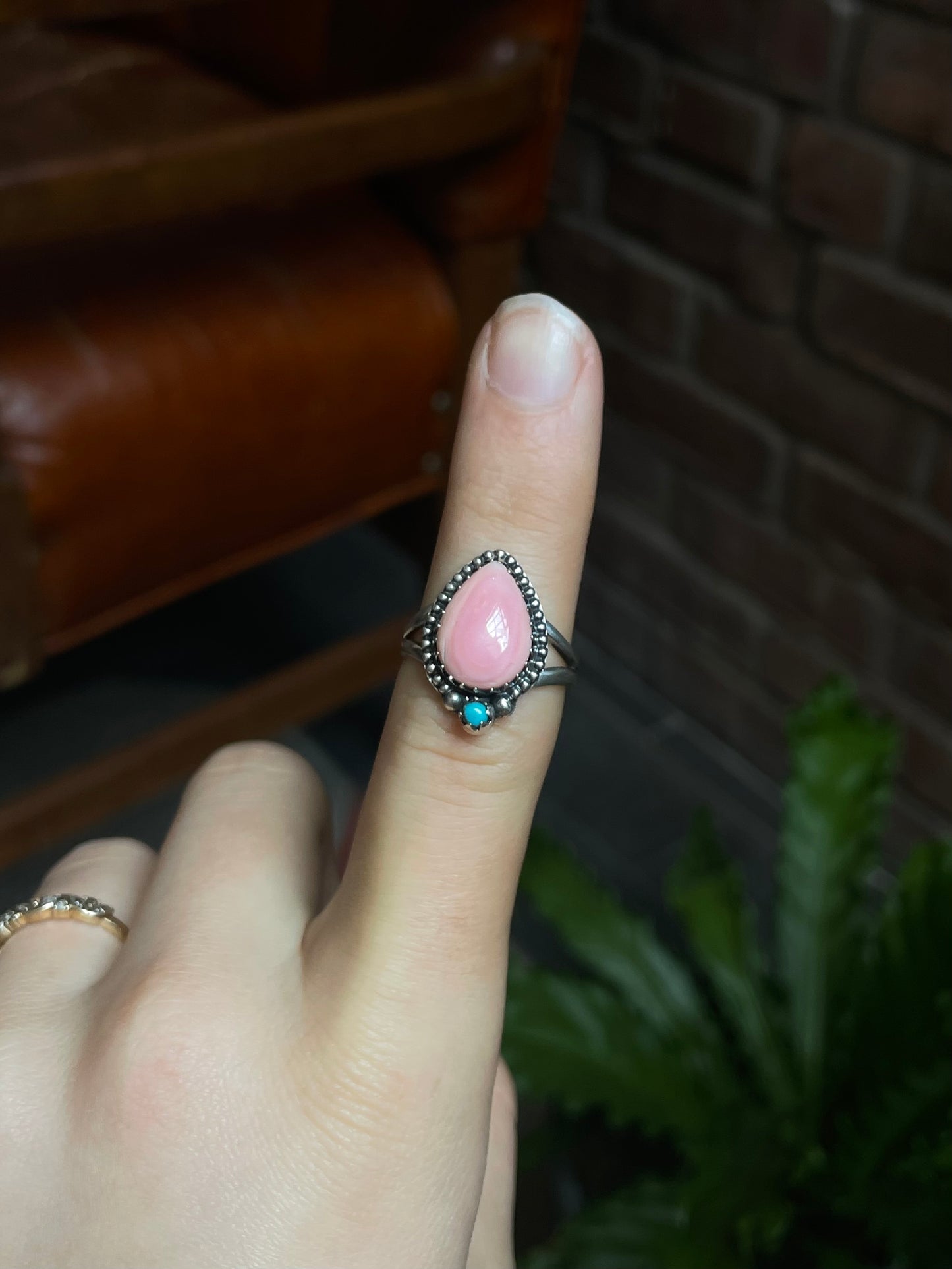 Pink Conch Ring Oval | Sterling Silver | Size 7 | A420