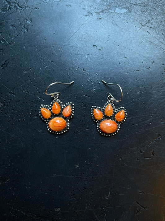 Spiny Oyster Paw Dangle Earrings | 925 Sterling Silver E373