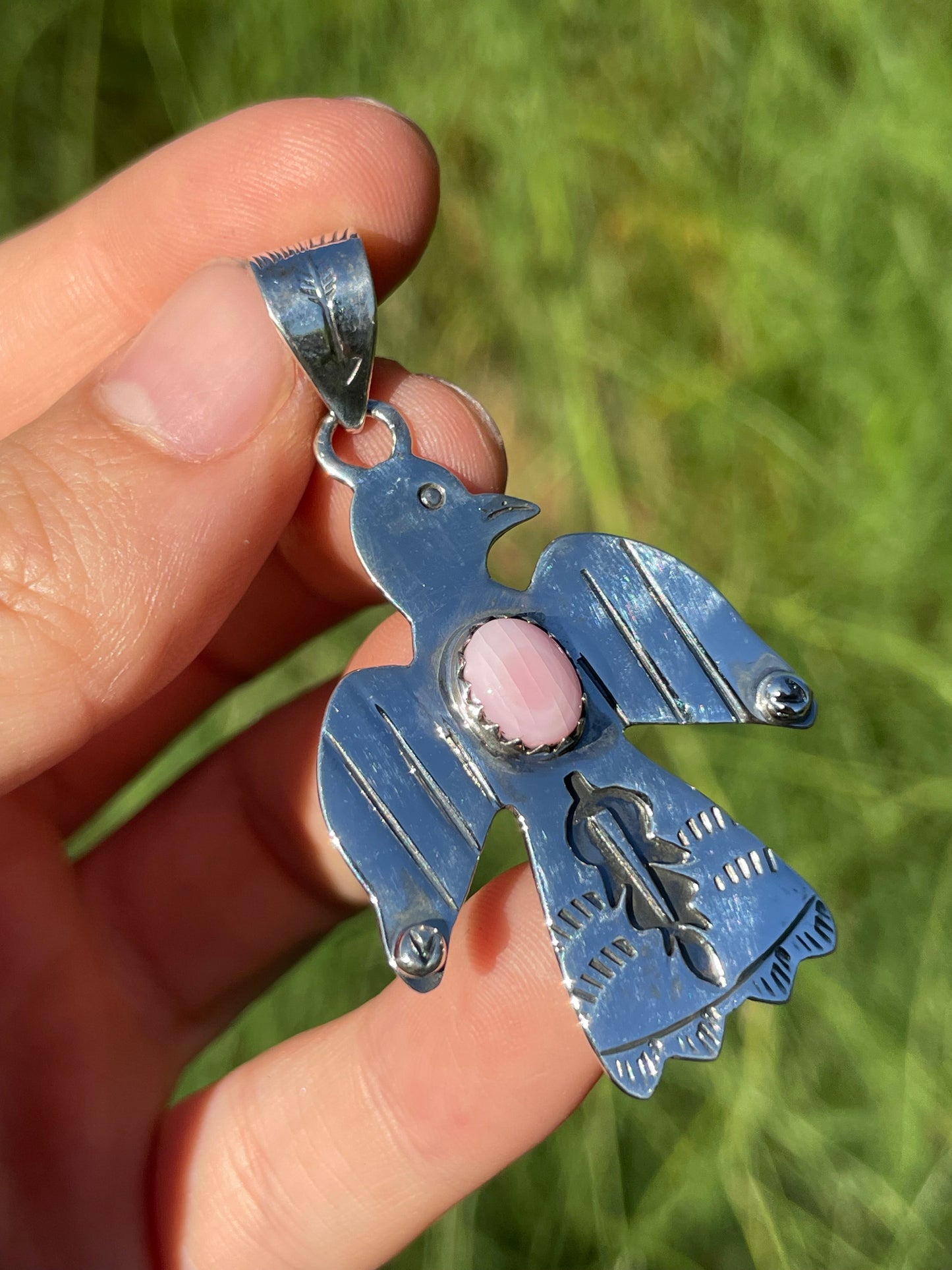 Pink Conch Thunderbird Pendant | Handcrafted Sterling Silver 925 B445