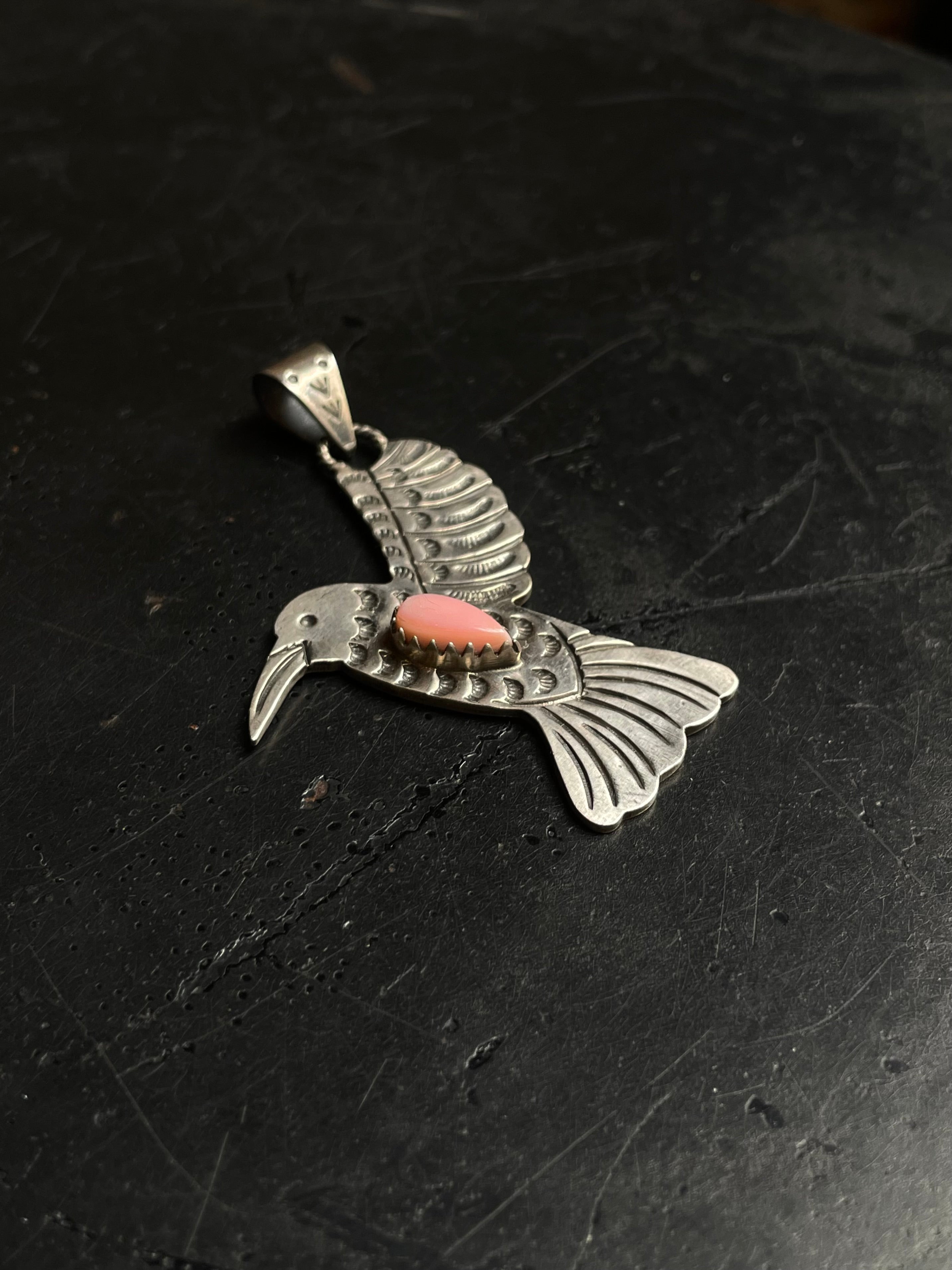 Pink Conch Hummingbird Pendant | 925 Sterling Silver C995