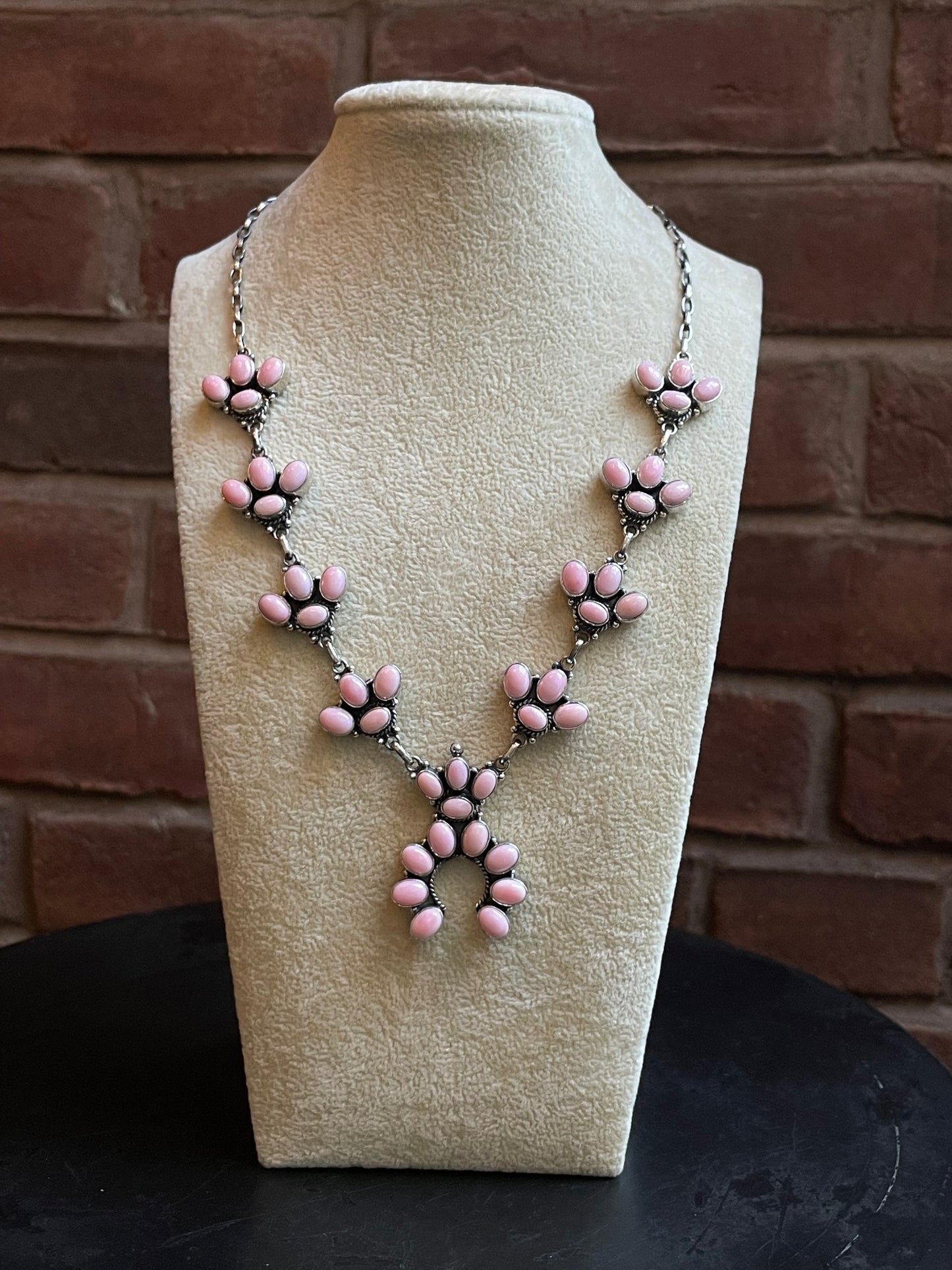 Pink Conch Naja Necklace | 925 Sterling Silver E370