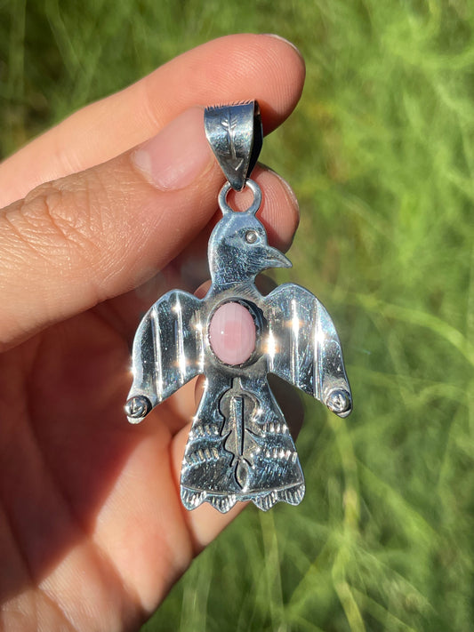 Pink Conch Thunderbird Pendant | Handcrafted Sterling Silver 925 B445
