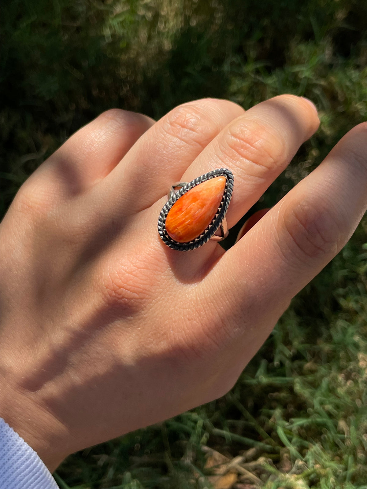 Spiny Oyster Teardrop Ring | 925 Sterling Silver Size 7 D316