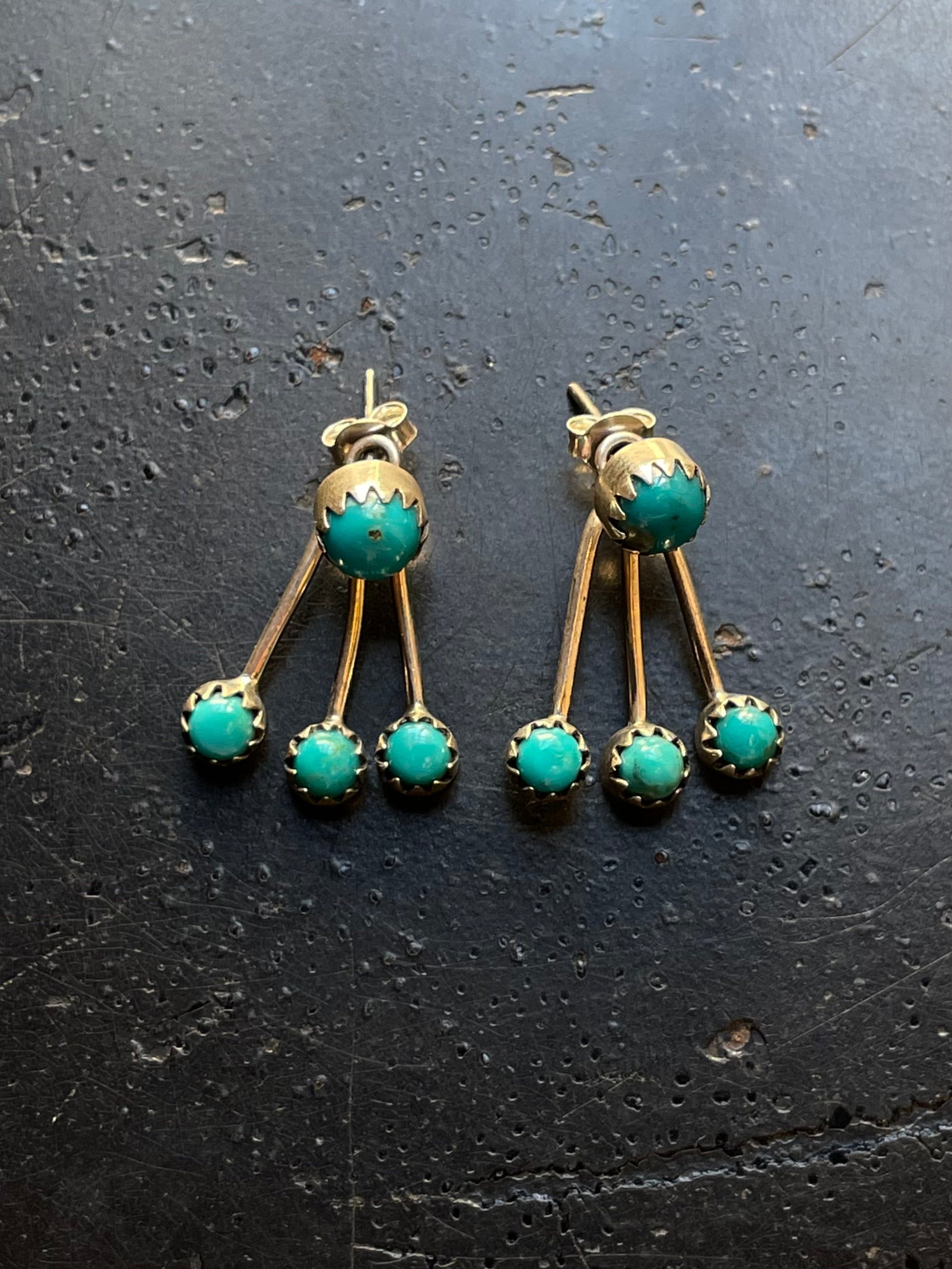 Kingman Turquoise Stud Earrings | 925 Sterling Silver G643