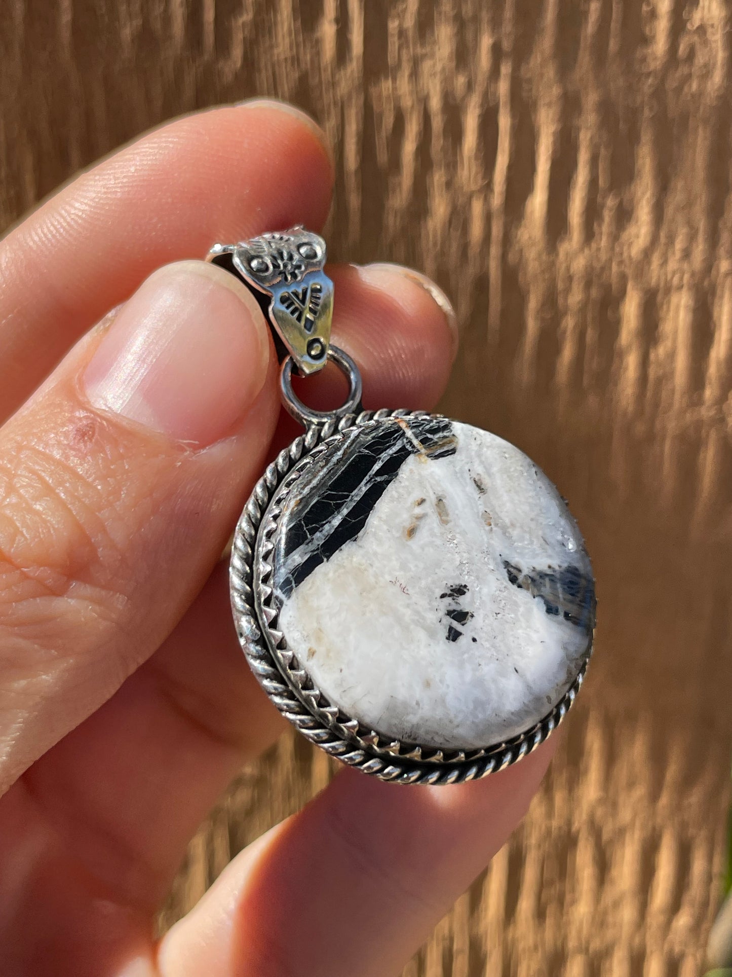 White Buffalo Pendant | 925 Sterling Silver B911