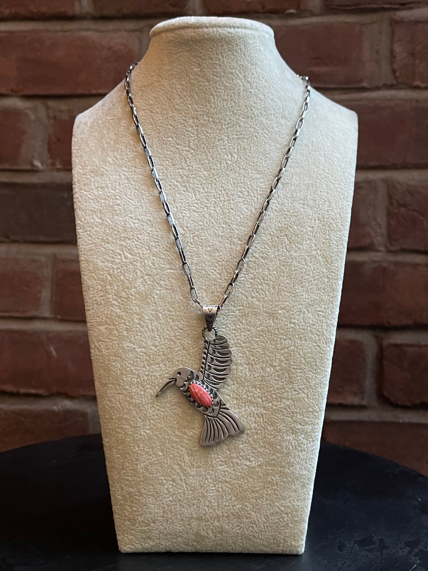 Spiny Oyster Hummingbird Pendant | 925 Sterling Silver E262