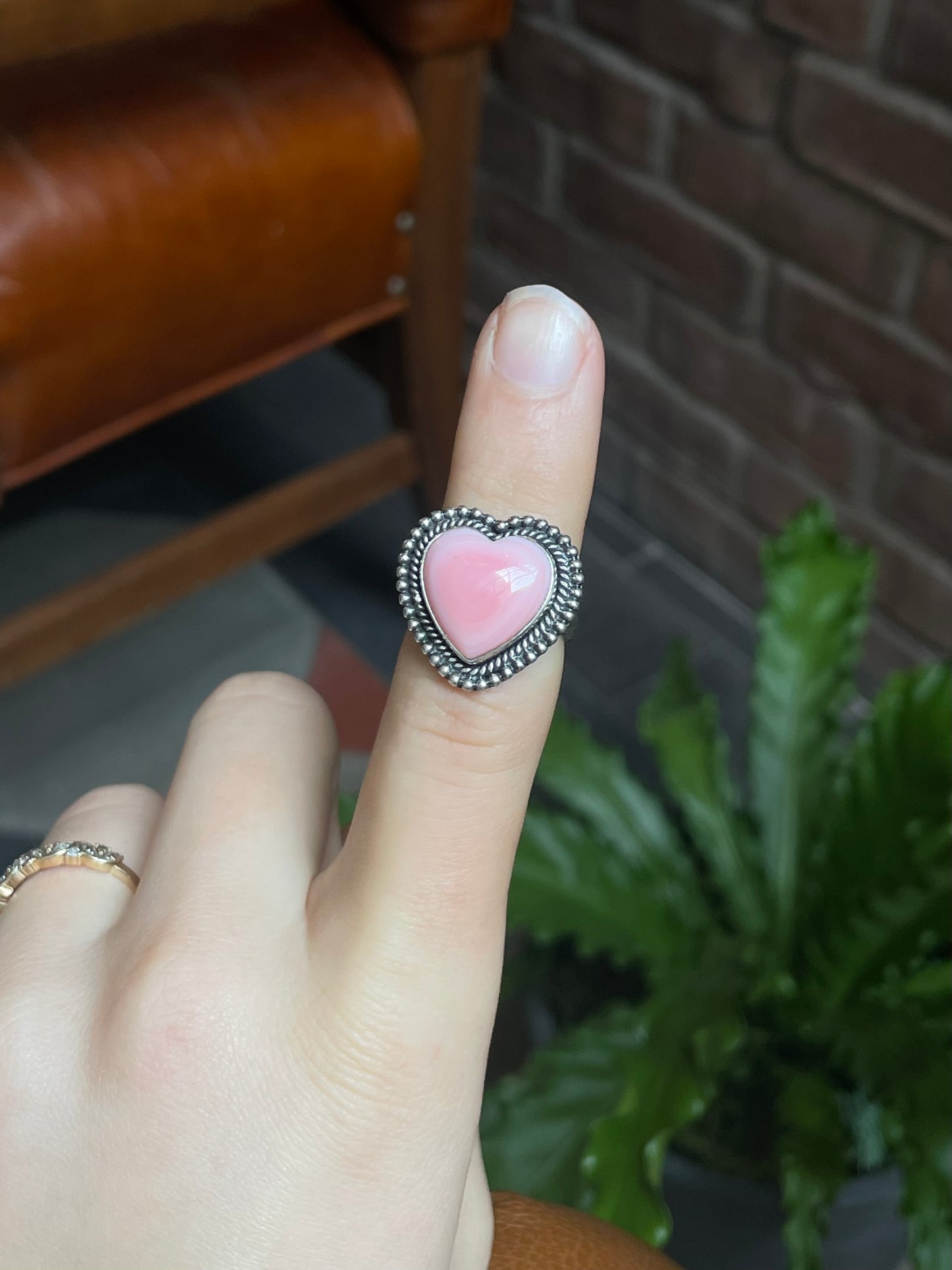 Pink Conch Heart Ring | Sterling Silver | Size 7 | A359