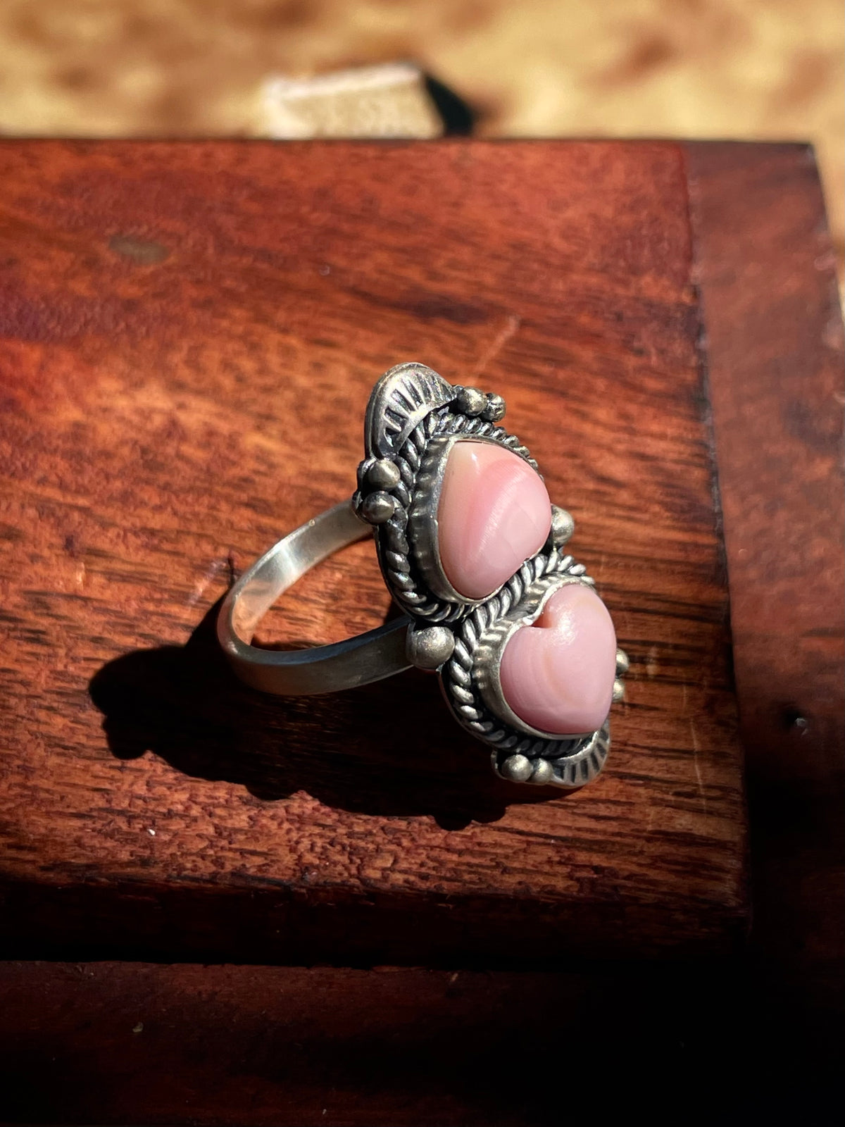 Pink Conch Double Heart Ring | 925 Sterling Silver | Size 8 D339