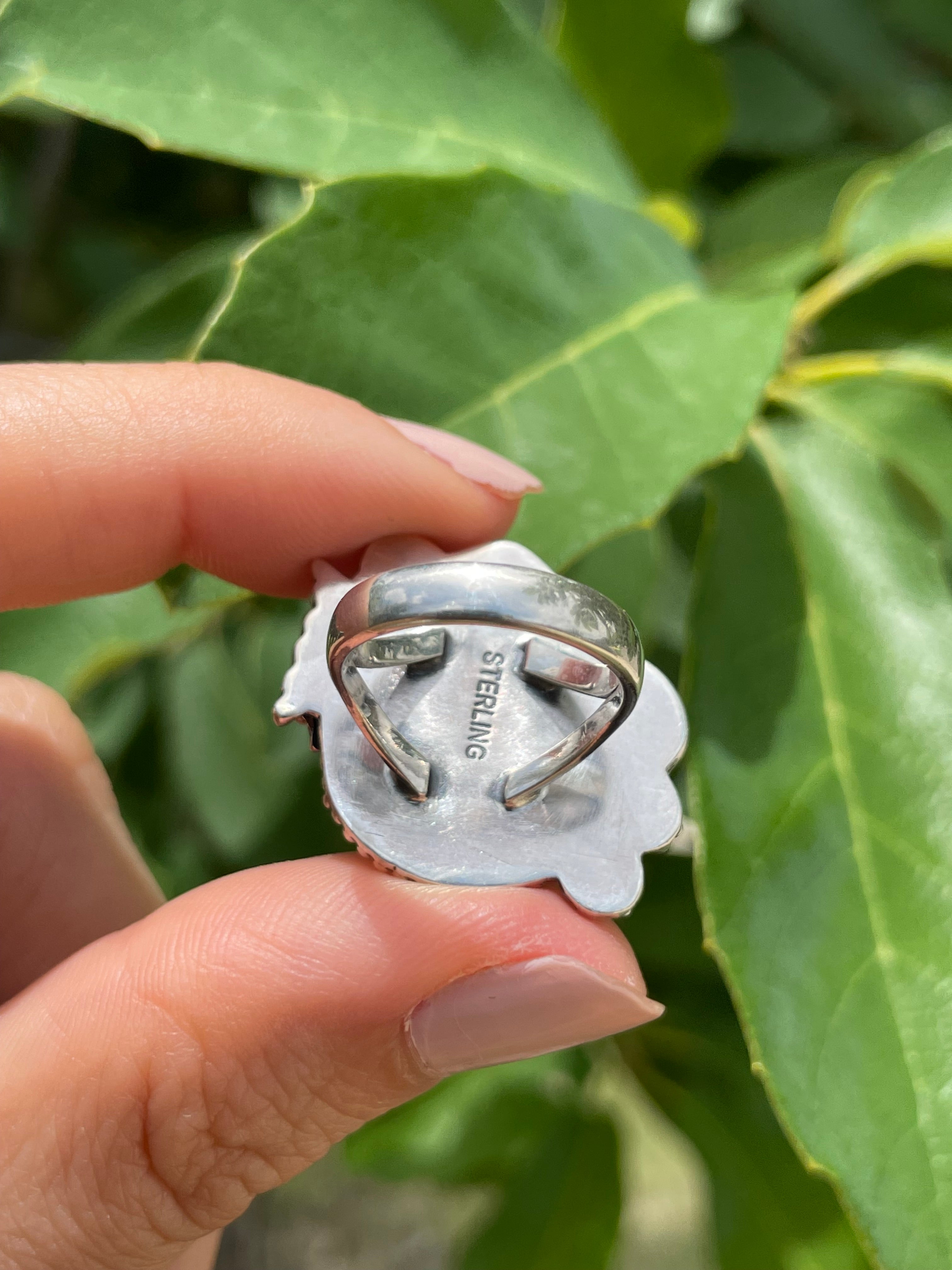 Pink Conch Tear Drop Ring Size 4 | 925 Sterling Silver D182