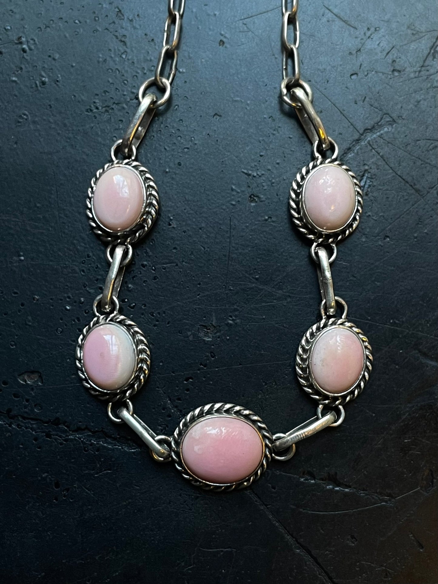 Pink Conch Necklace | Graduated Oval Stations | 925 Silver E583